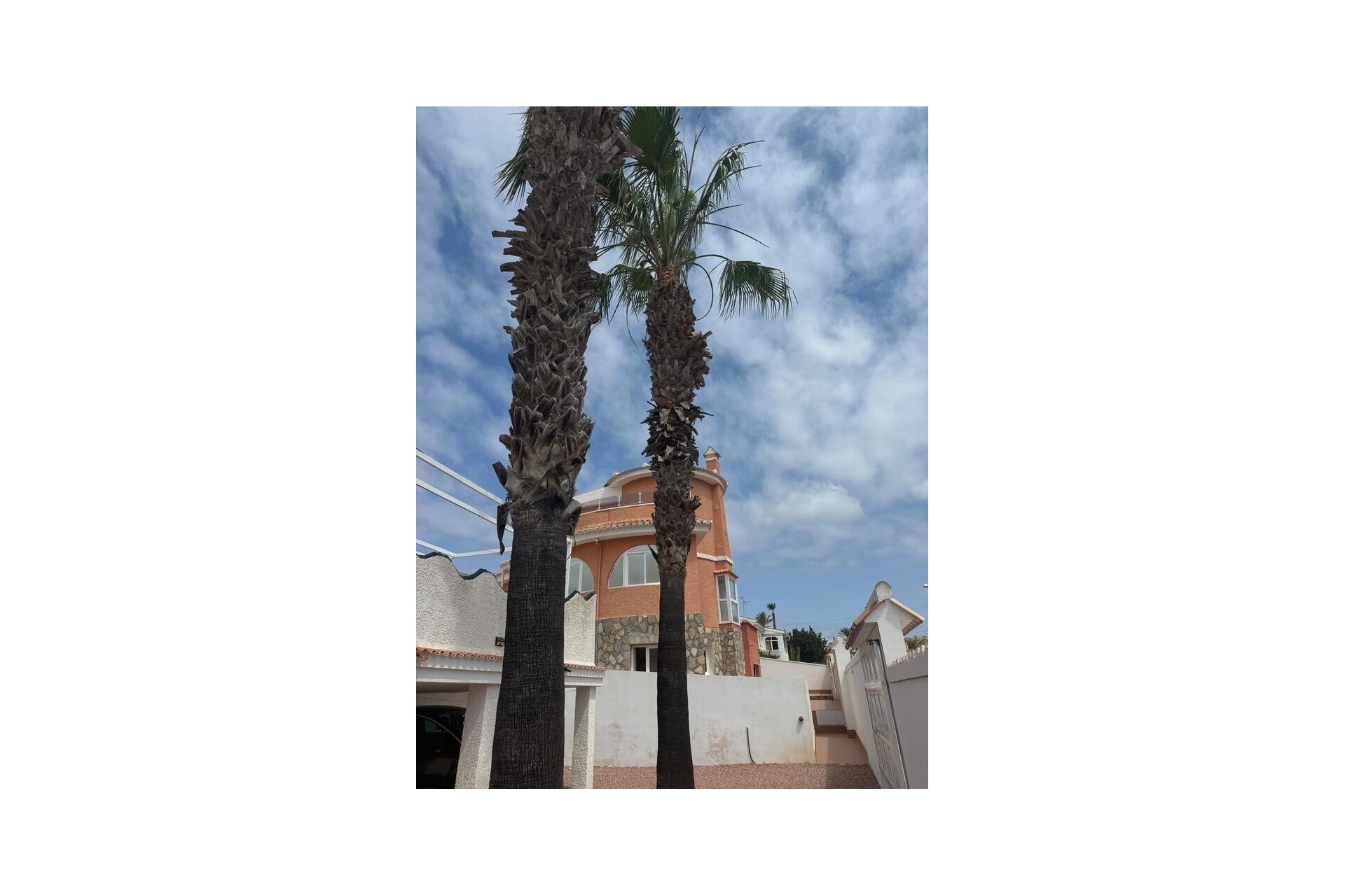 Brukt - Villa -
Ciudad Quesada - Costa Blanca