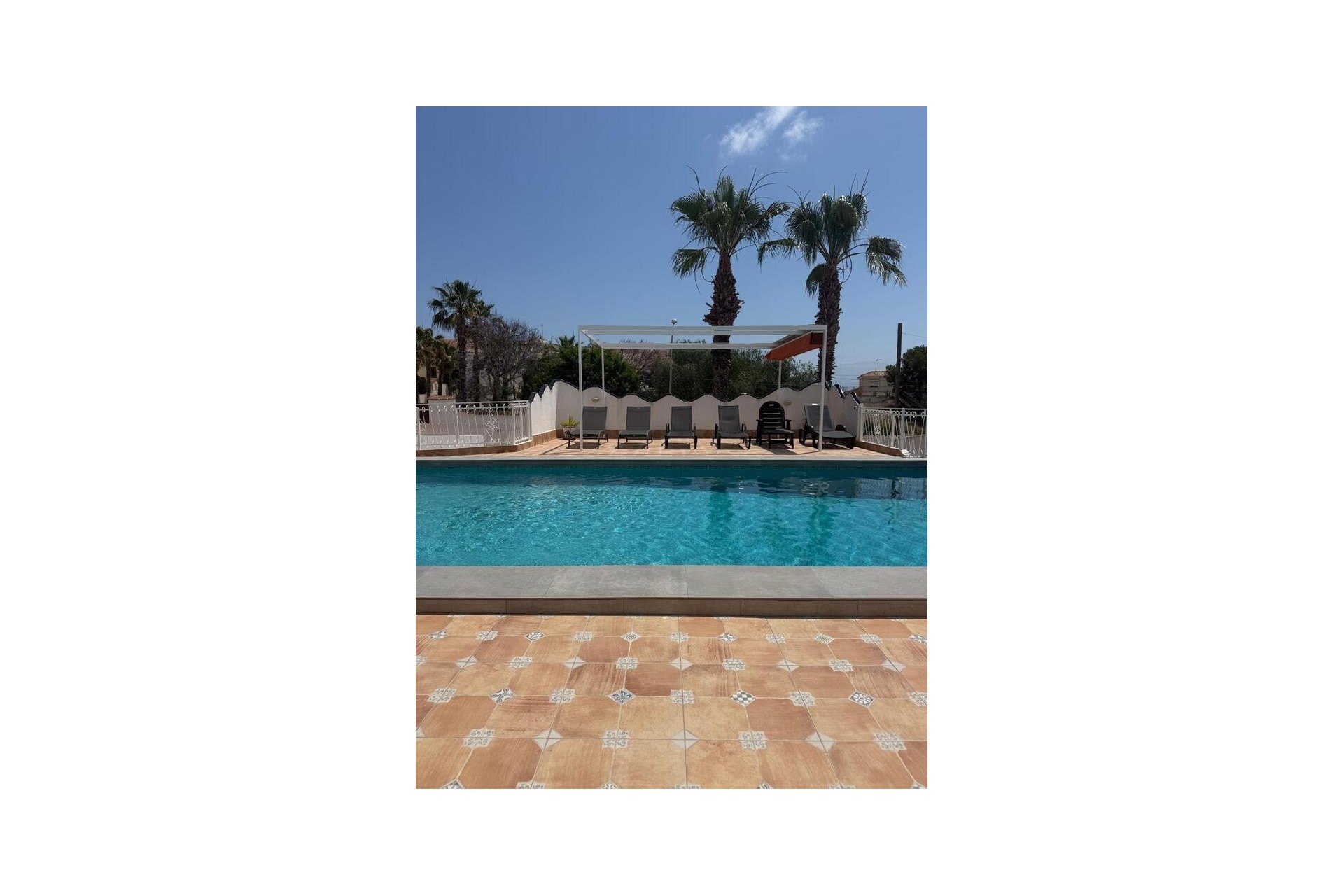 Brukt - Villa -
Ciudad Quesada - Costa Blanca