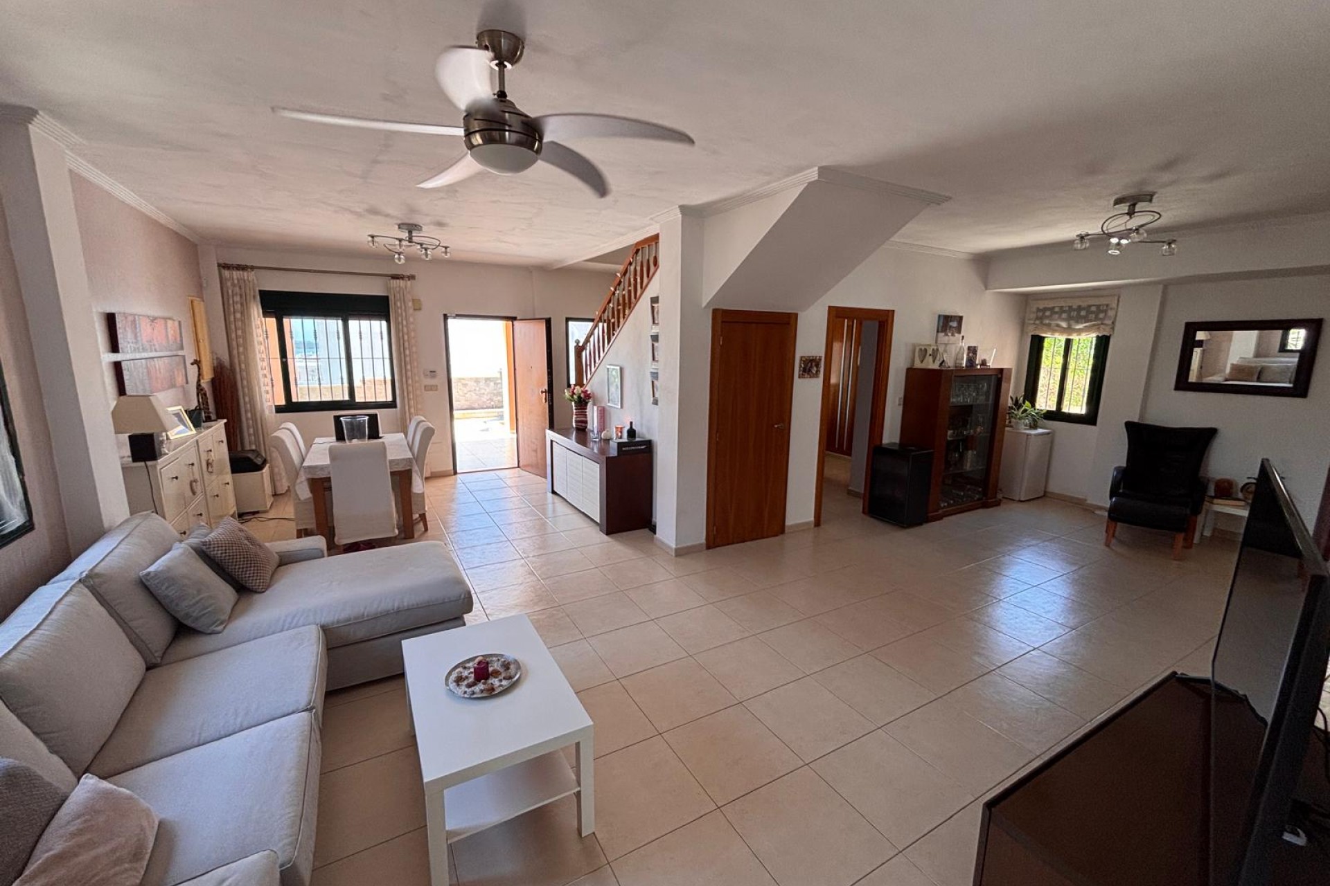 Brukt - Villa -
Ciudad Quesada - Costa Blanca