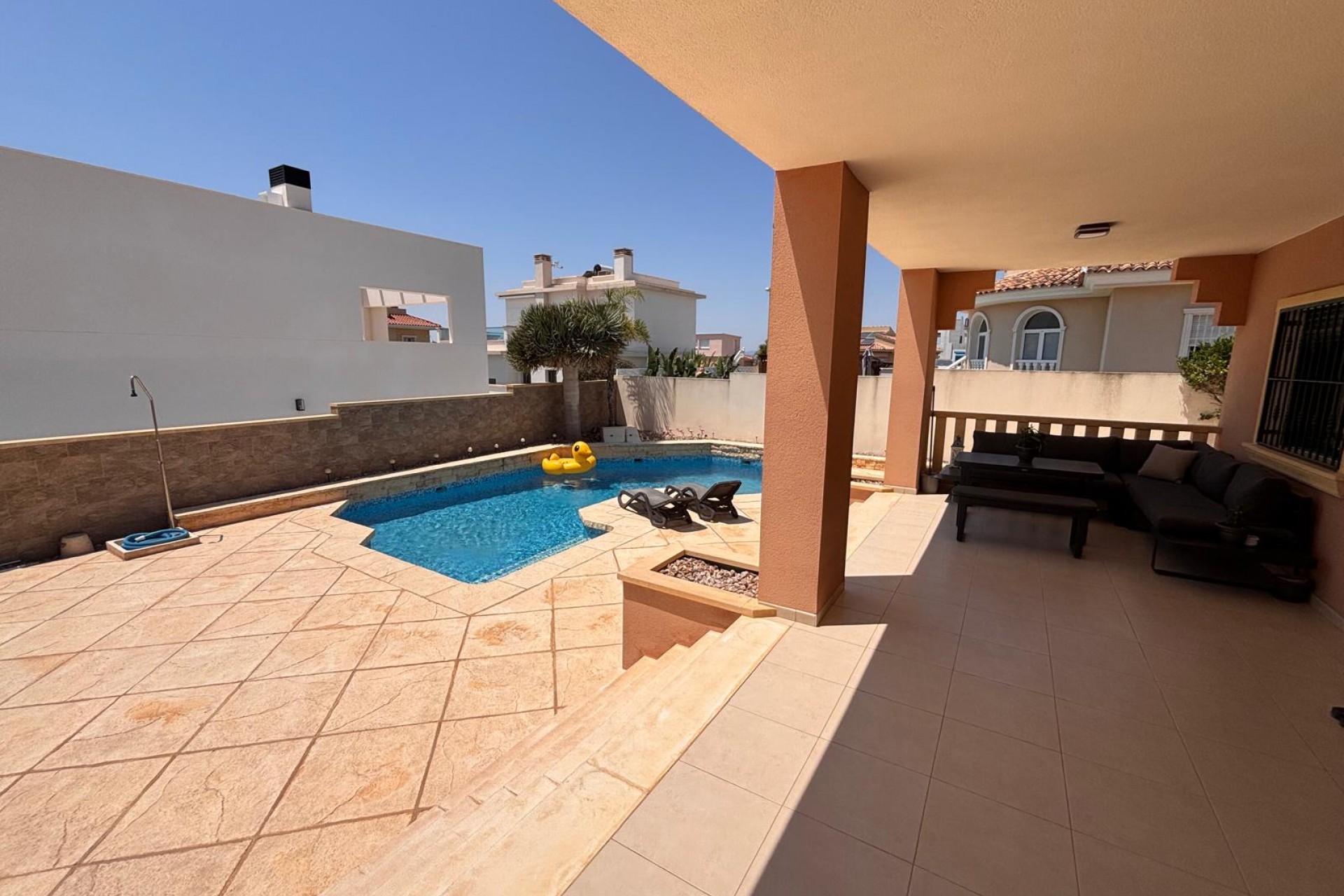 Brukt - Villa -
Ciudad Quesada - Costa Blanca