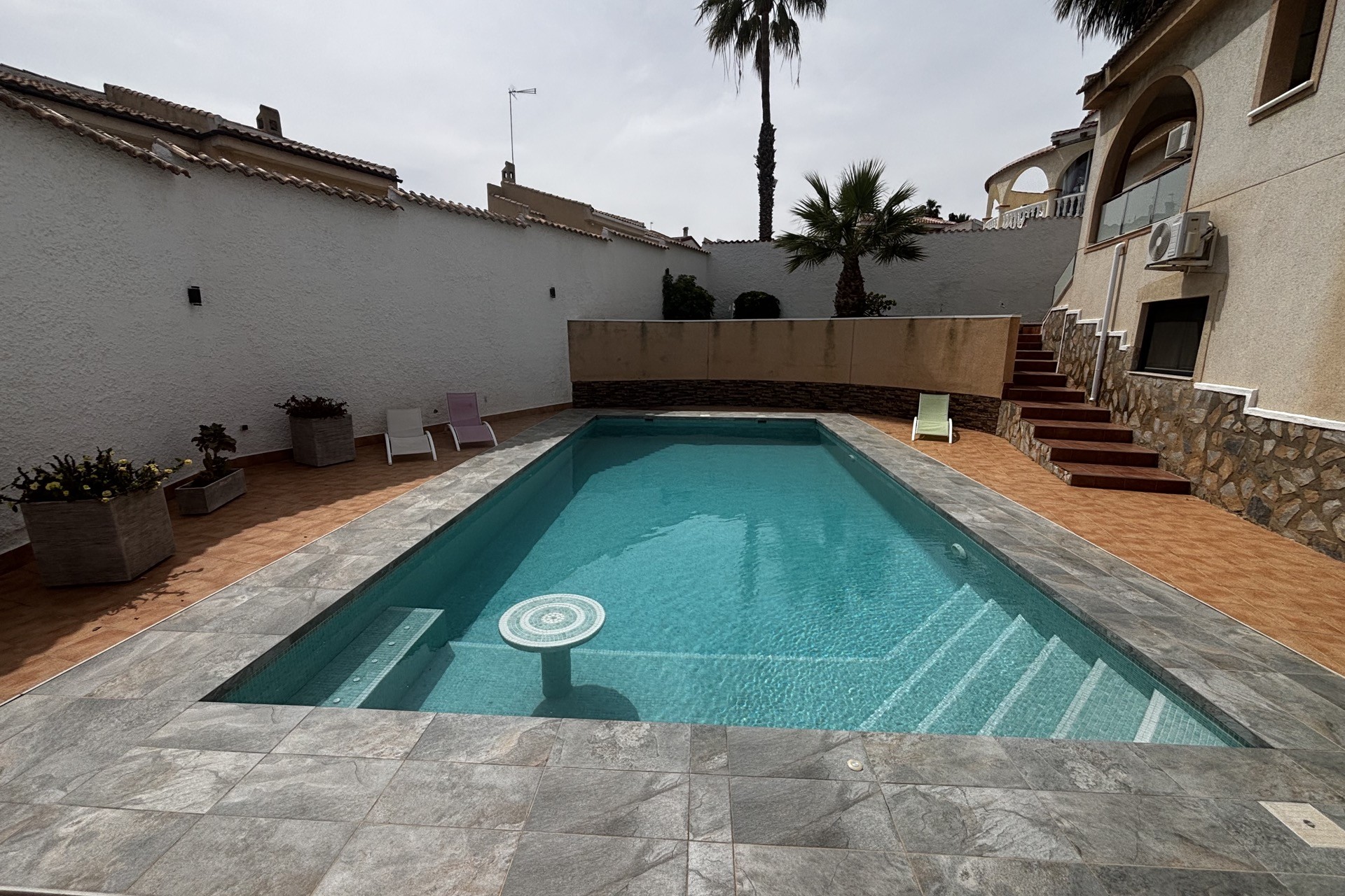 Brukt - Villa -
Ciudad Quesada - Costa Blanca