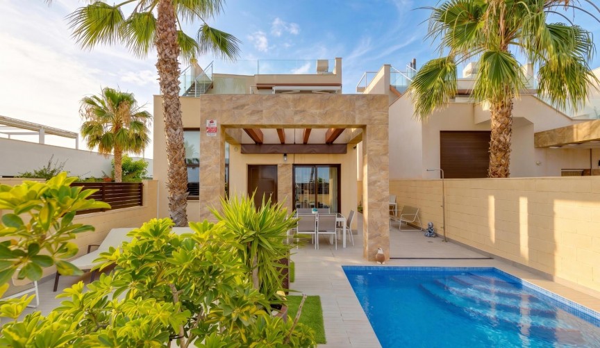 Brukt - Villa -
Ciudad Quesada - Pueblo Bravo