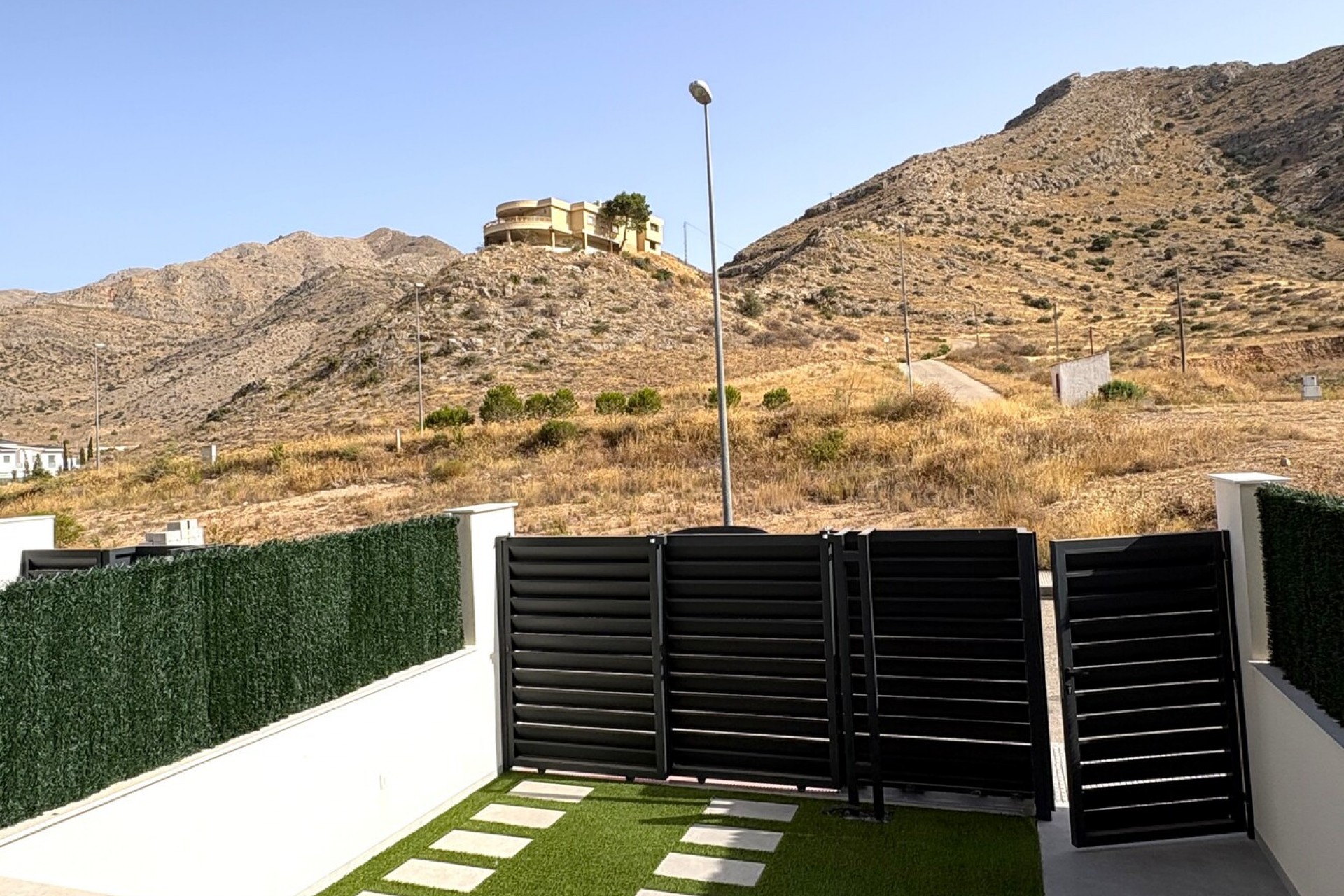 Brukt - Villa -
Cox - Costa Blanca