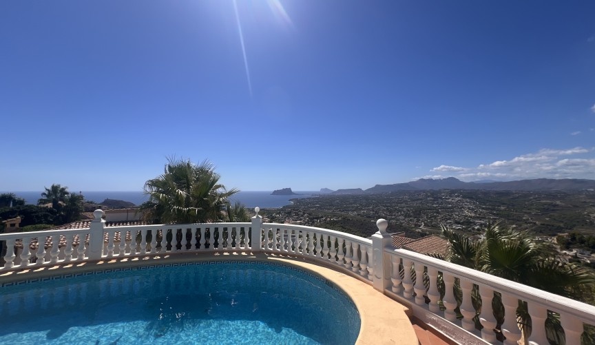 Brukt - Villa -
Cumbre del Sol - Costa Blanca