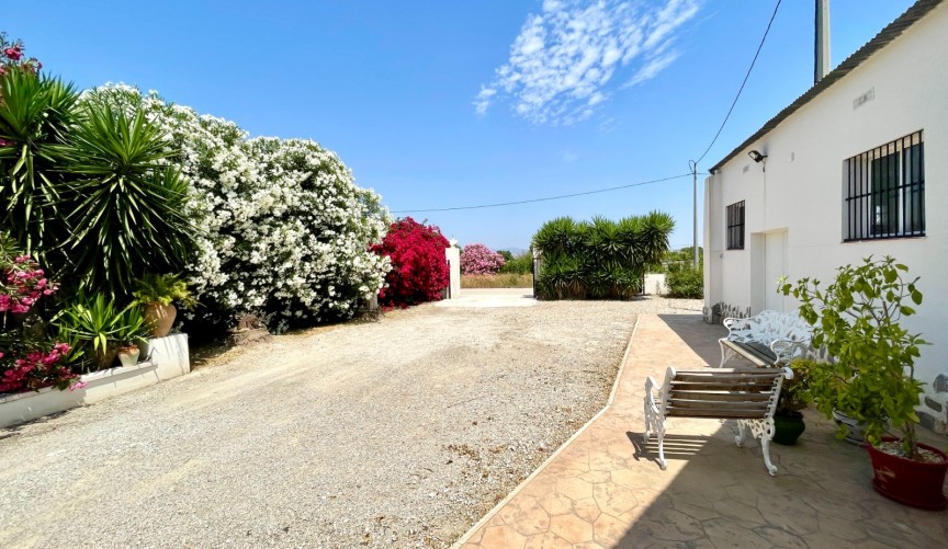 Brukt - Villa -
Daya Nueva - Costa Blanca