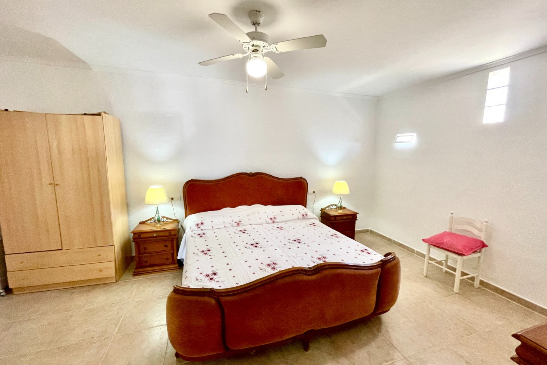 Brukt - Villa -
Daya Nueva - Costa Blanca