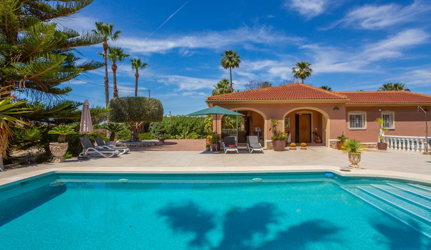 Brukt - Villa -
Daya Vieja - Costa Blanca