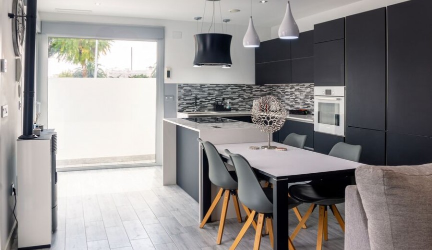 Brukt - Villa -
Daya Vieja - Costa Blanca