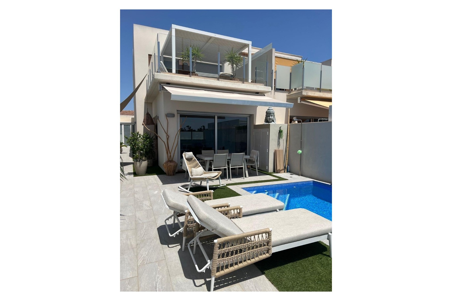 Brukt - Villa -
Daya Vieja - Costa Blanca