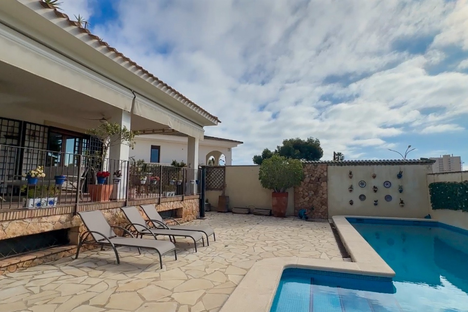 Brukt - Villa -
Dehesa de Campoamor - Costa Blanca
