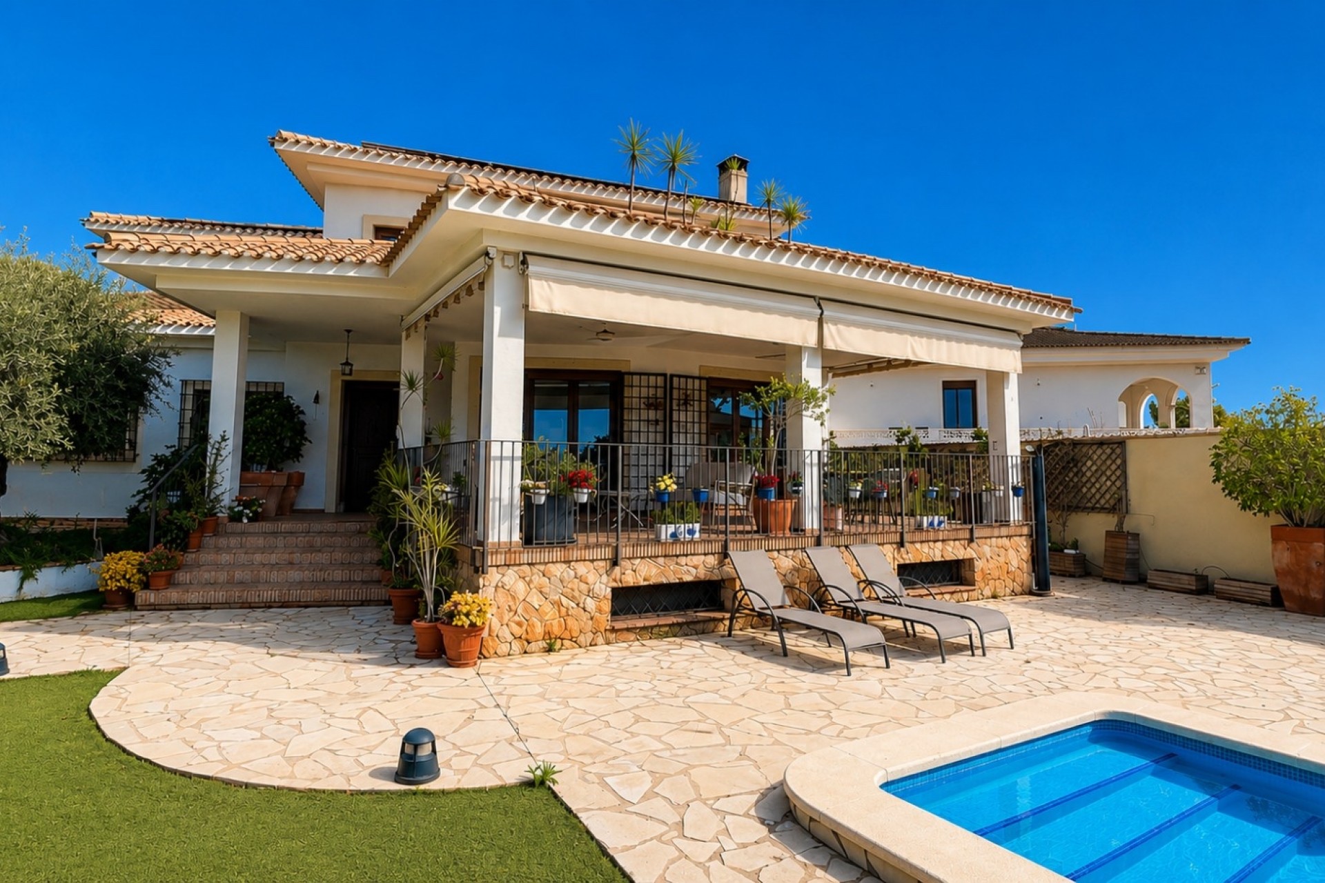 Brukt - Villa -
Dehesa de Campoamor - Costa Blanca
