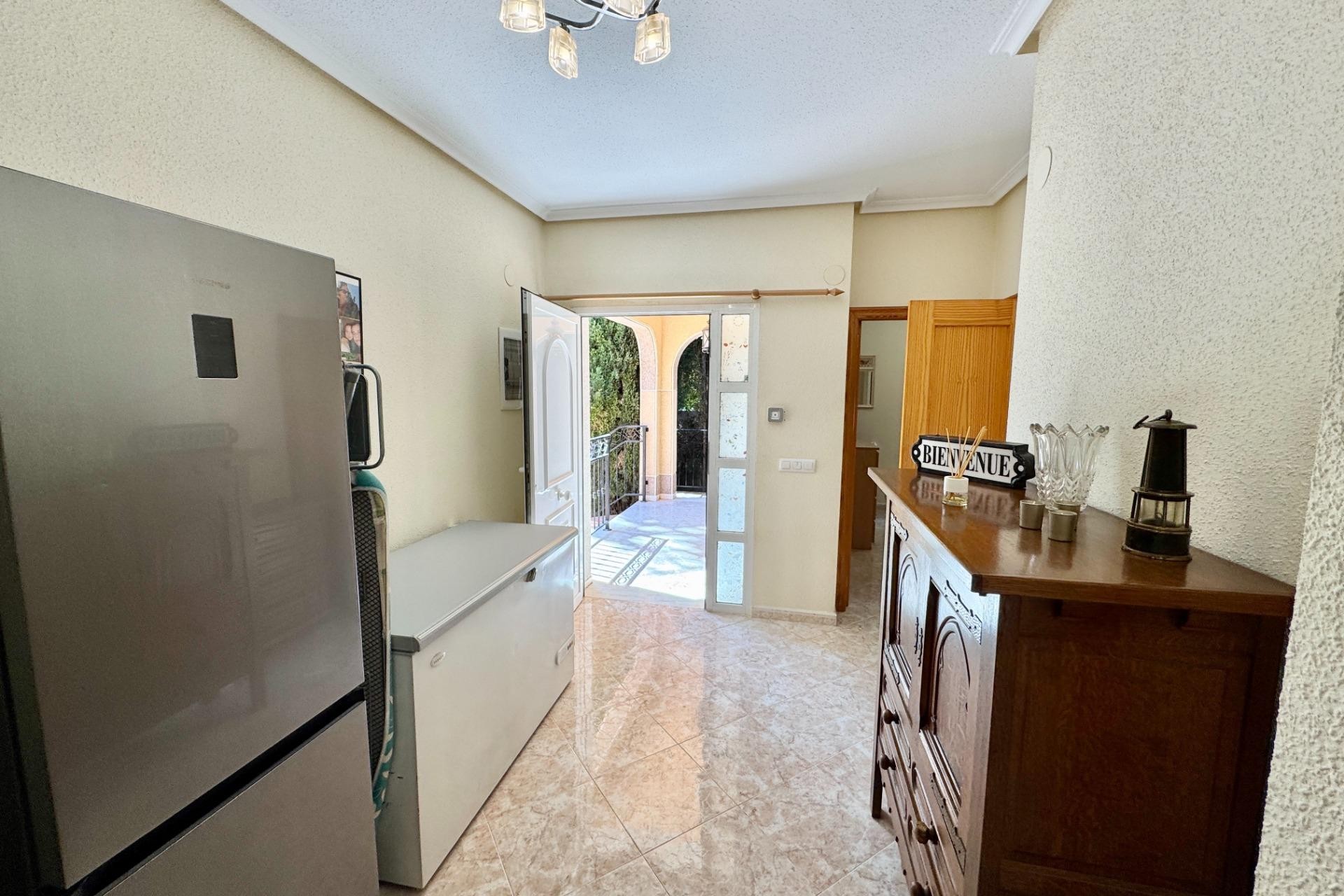 Brukt - Villa -
Dolores - Cmno. Escorredor