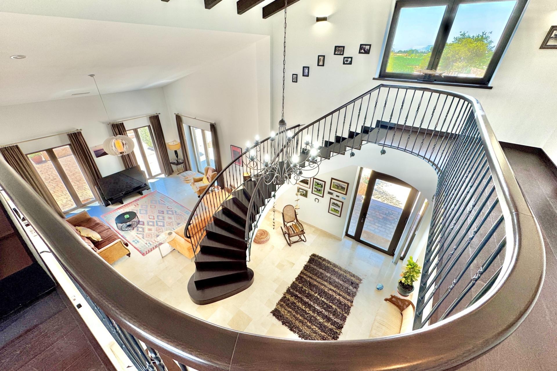 Brukt - Villa -
Dolores - Comunidad Valenciana