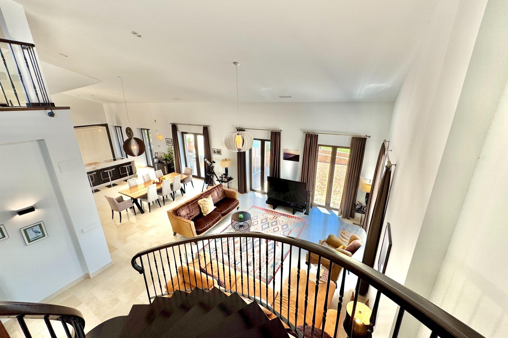 Brukt - Villa -
Dolores - Comunidad Valenciana