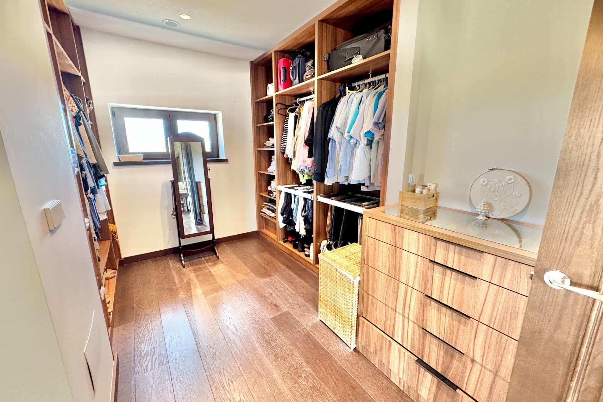 Brukt - Villa -
Dolores - Comunidad Valenciana