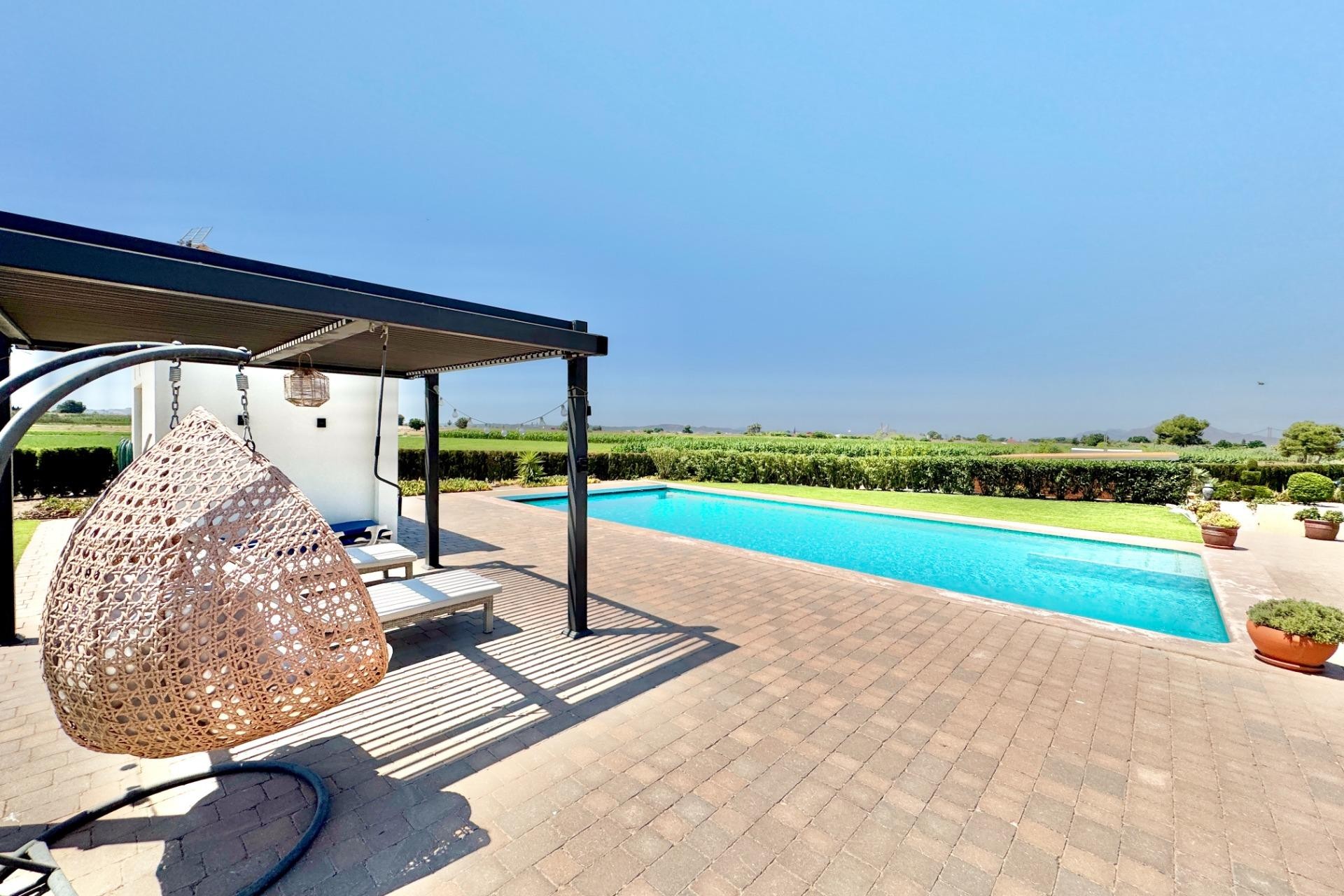 Brukt - Villa -
Dolores - Comunidad Valenciana