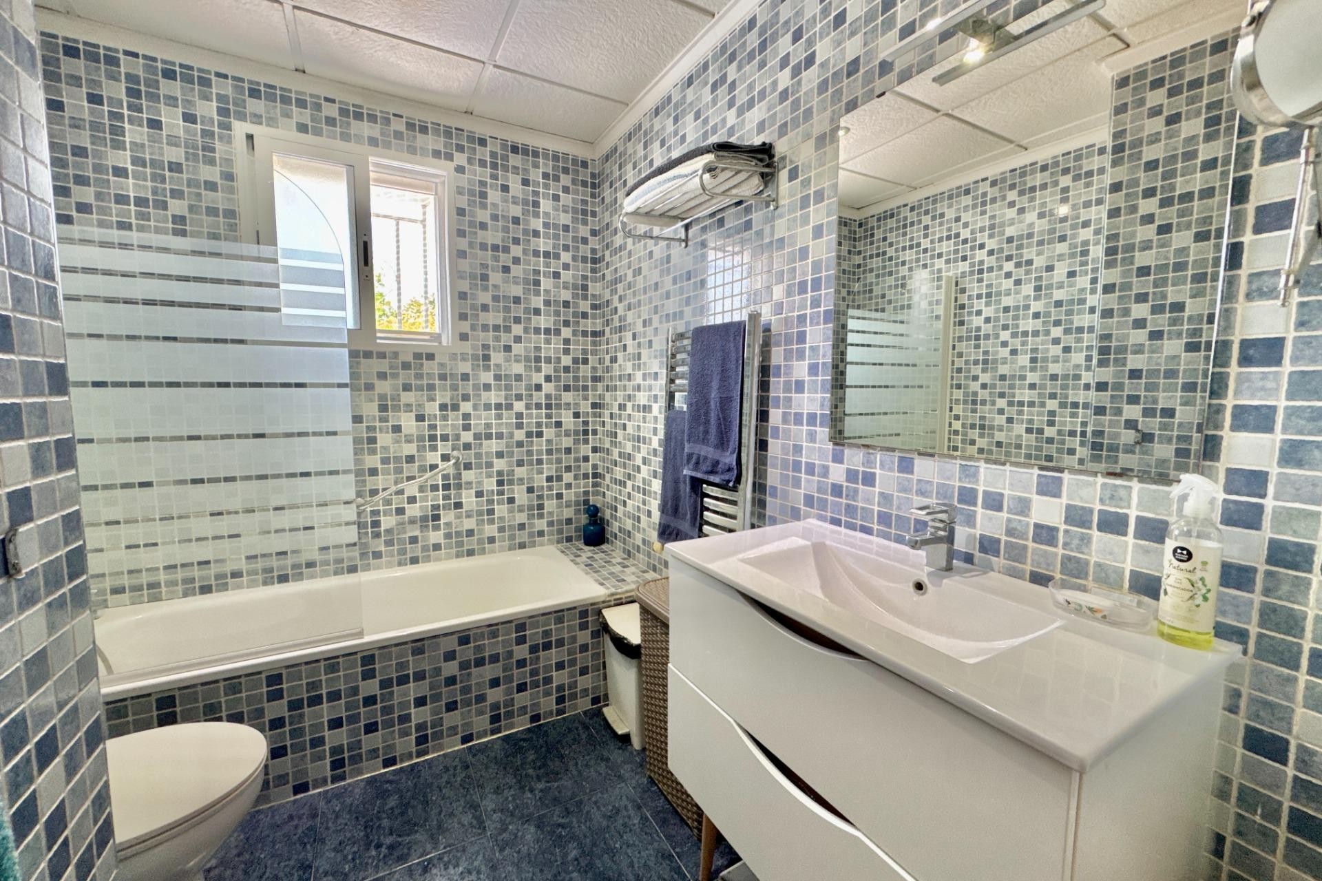 Brukt - Villa -
Dolores - Comunidad Valenciana