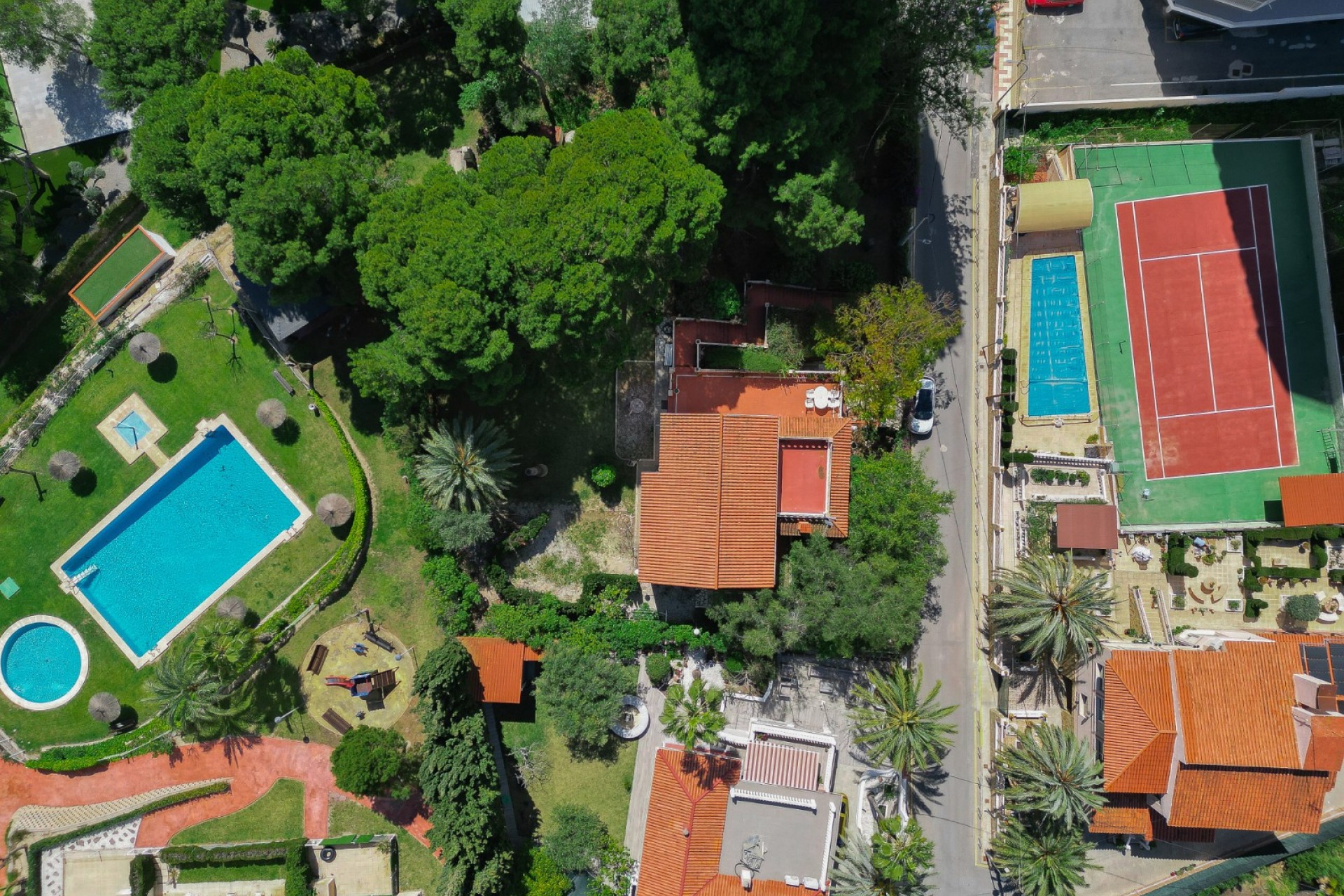 Brukt - Villa -
El Campello - Costa Blanca