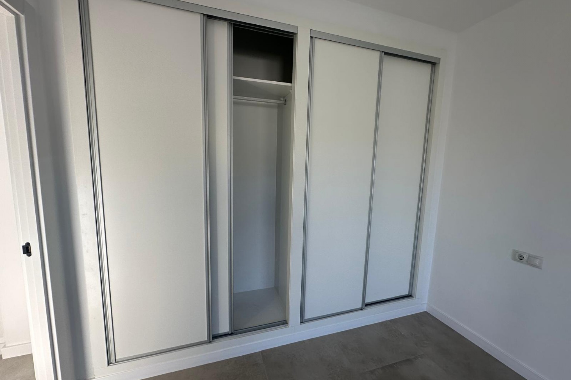 Brukt - Villa -
El Campello - Costa Blanca