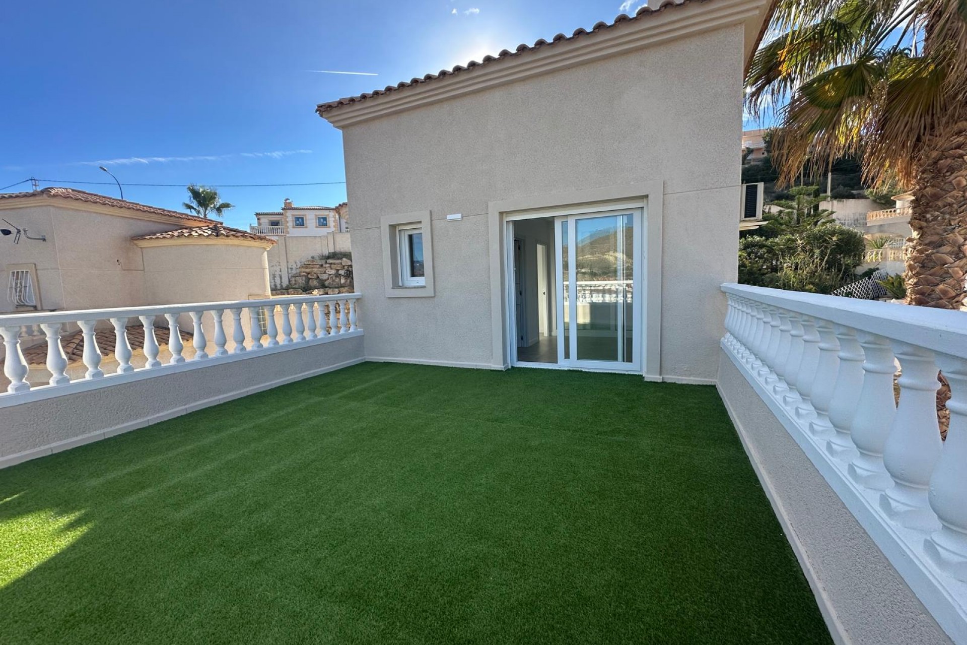 Brukt - Villa -
El Campello - Costa Blanca