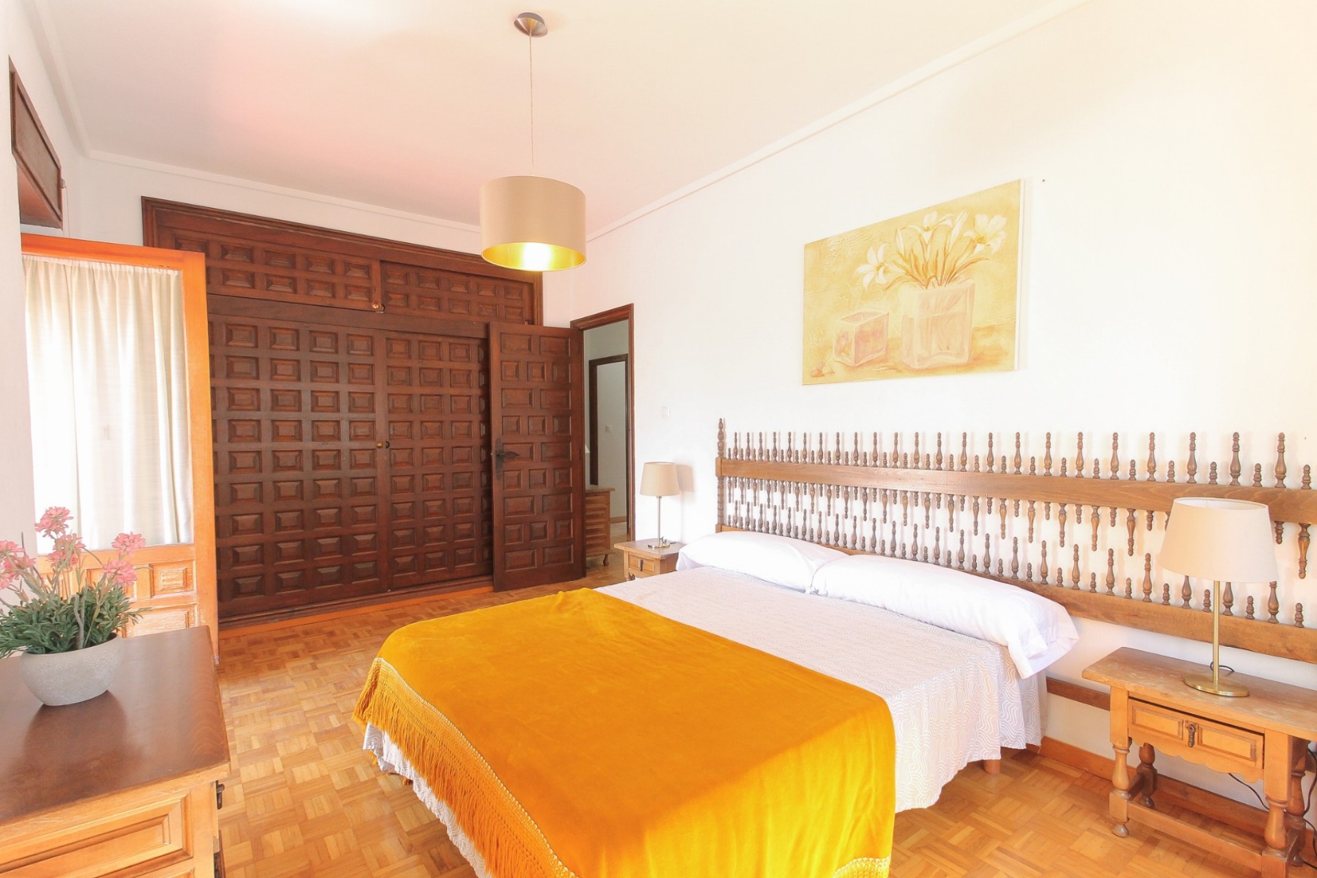 Brukt - Villa -
El Campello - Costa Blanca