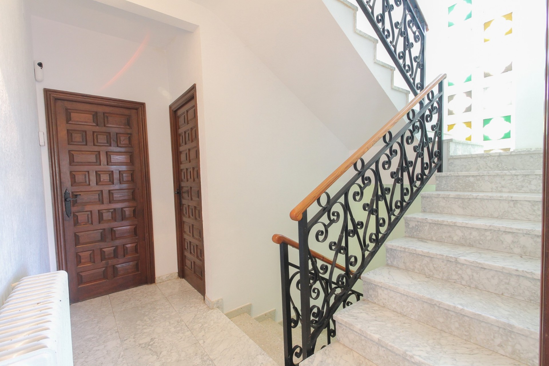 Brukt - Villa -
El Campello - Costa Blanca