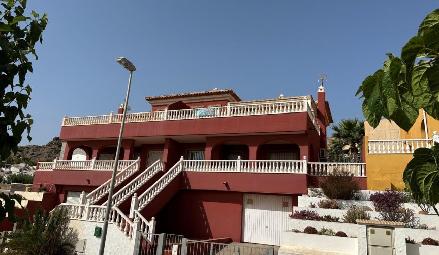 Brukt - Villa -
El Carmoli - Costa Calida
