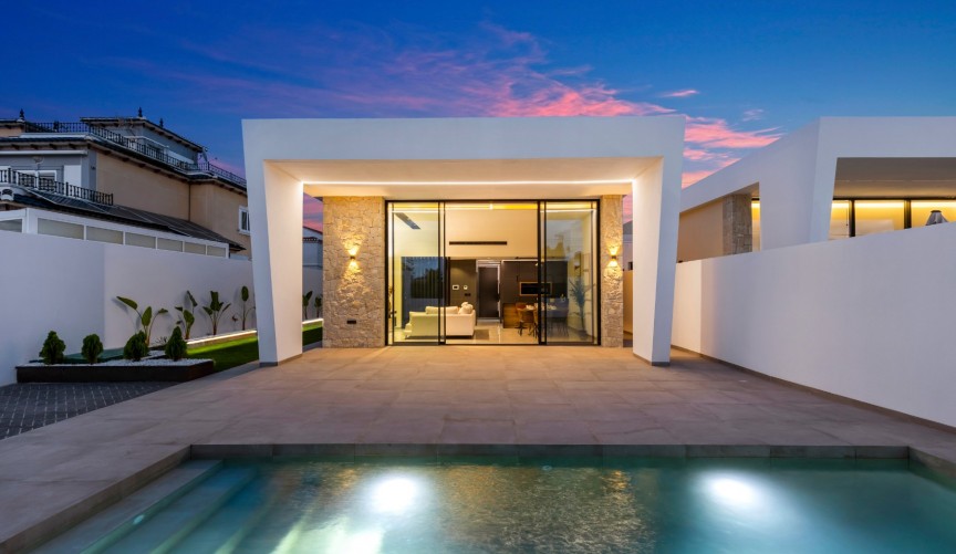 Brukt - Villa -
El Chaparral - Inland