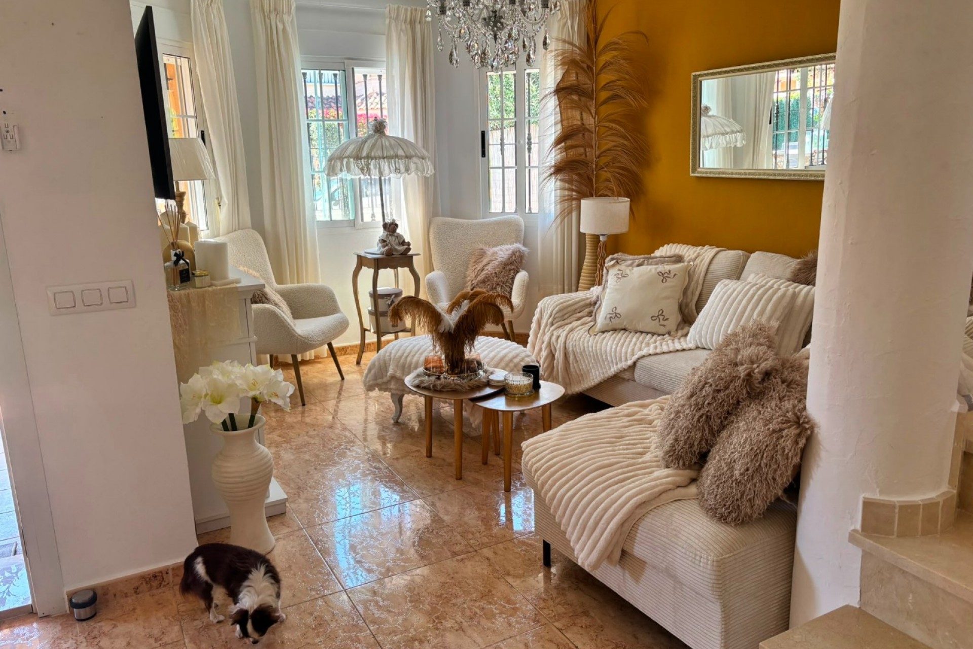 Brukt - Villa -
El Raso - Costa Blanca