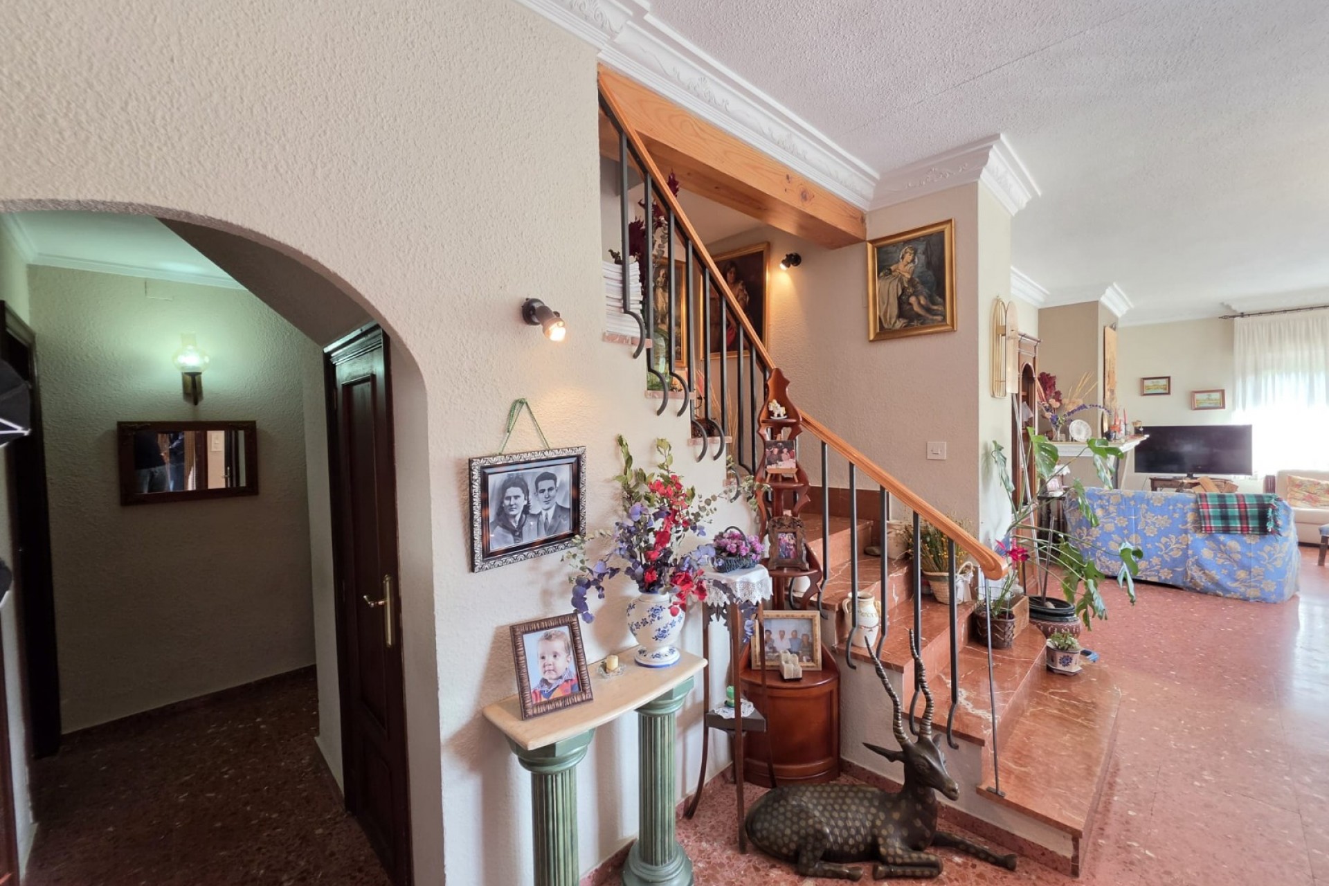 Brukt - Villa -
Elda - Inland