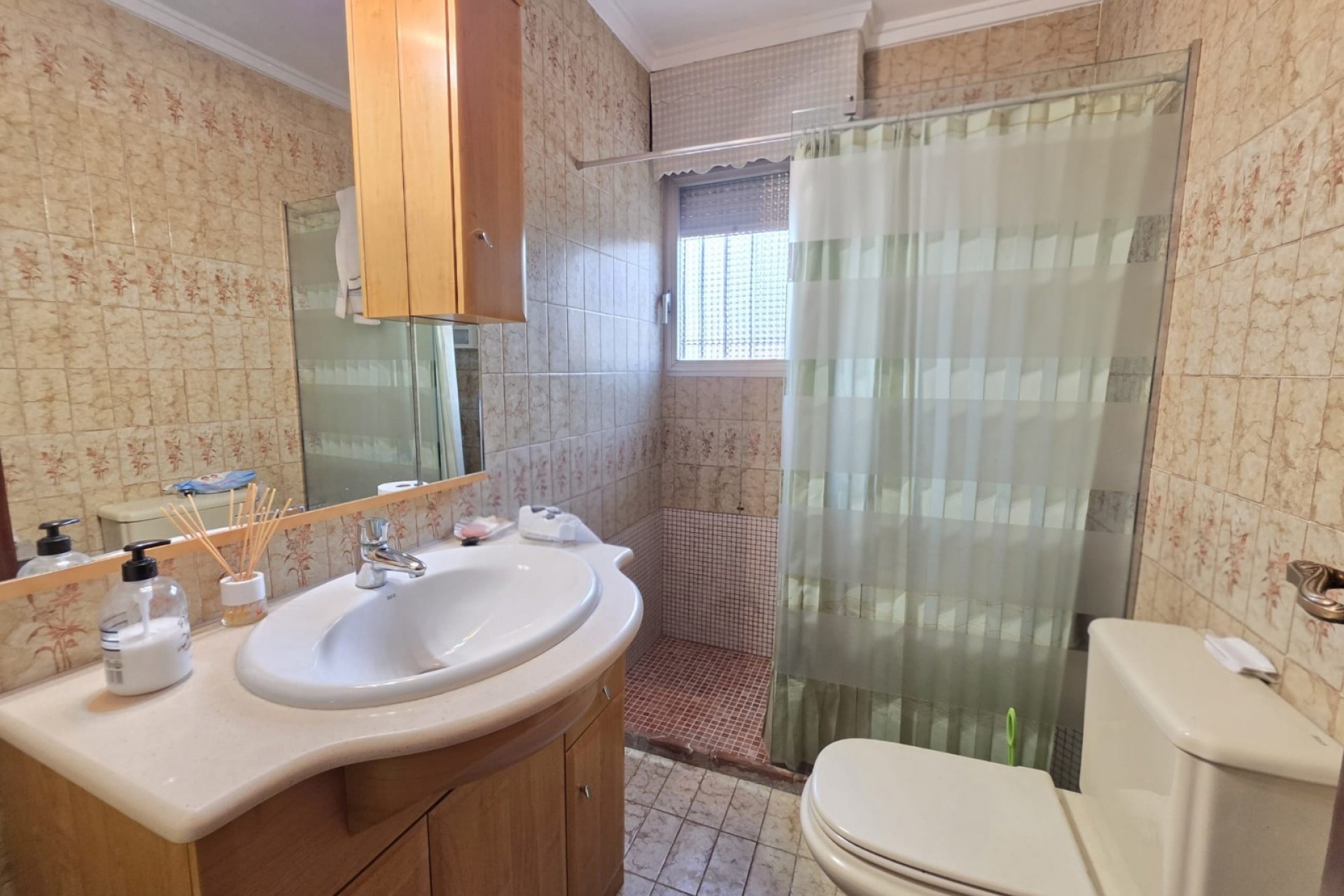 Brukt - Villa -
Elda - Inland