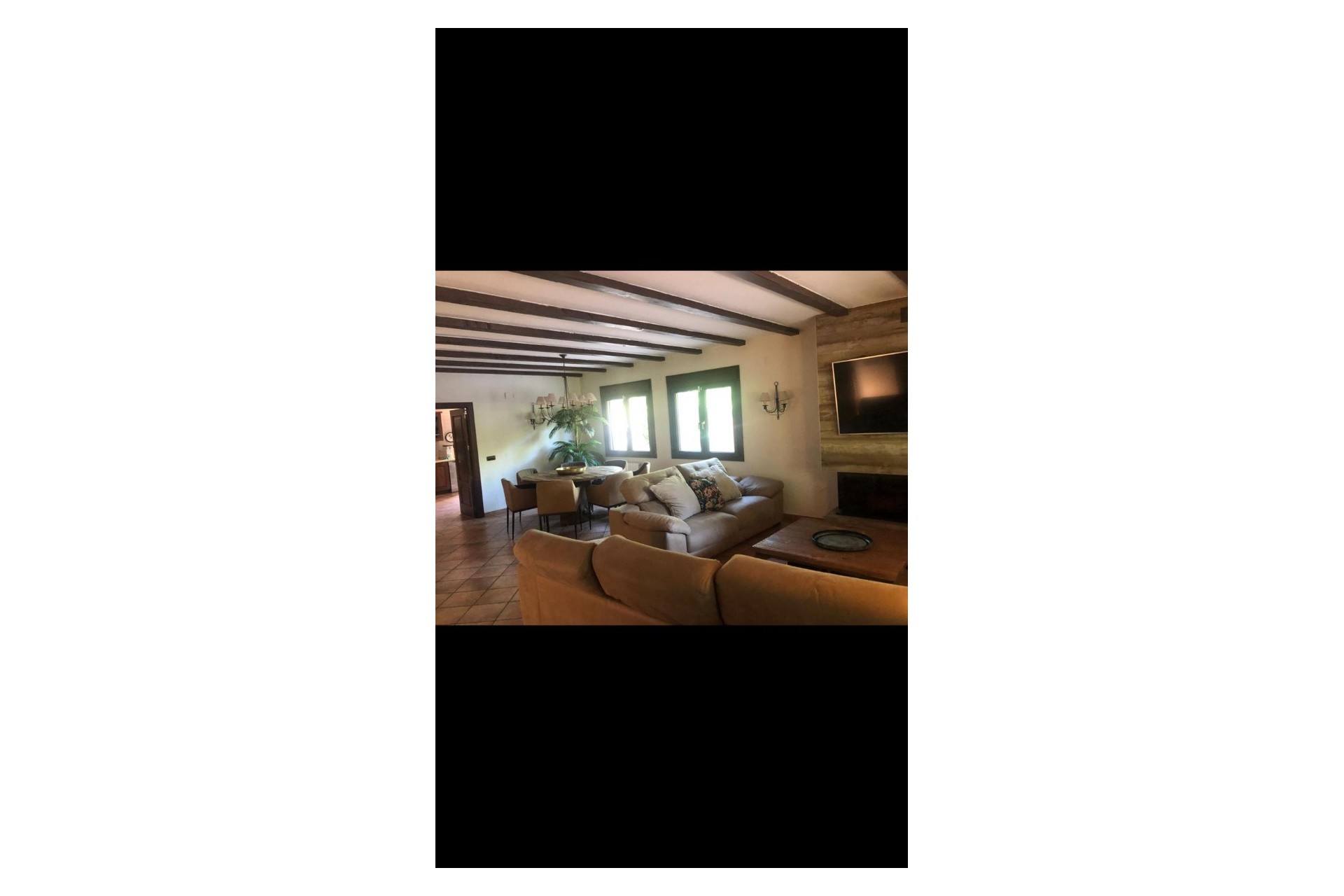 Brukt - Villa -
Elda - Inland