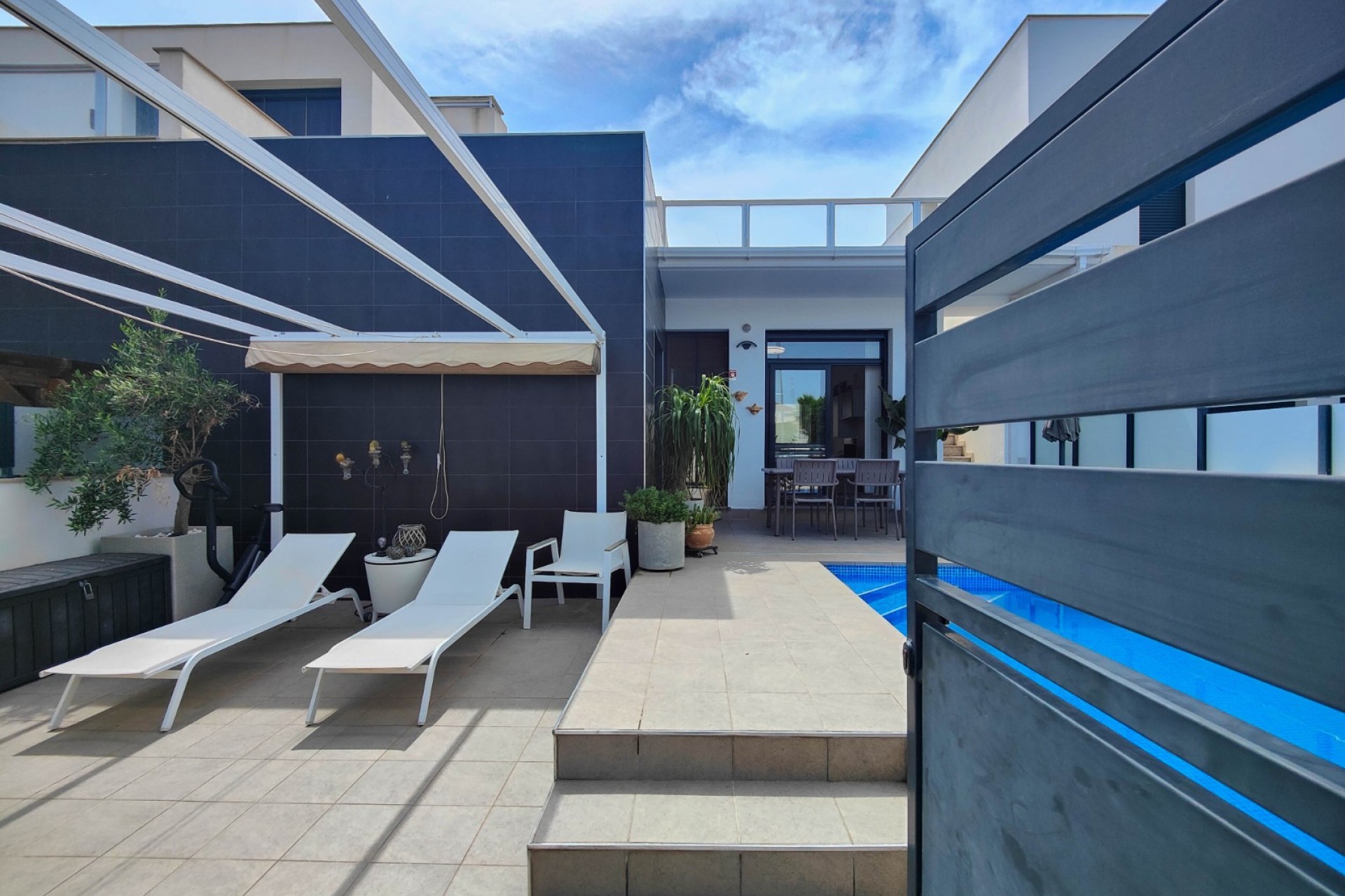 Brukt - Villa -
Formentera del Segura - Costa Blanca