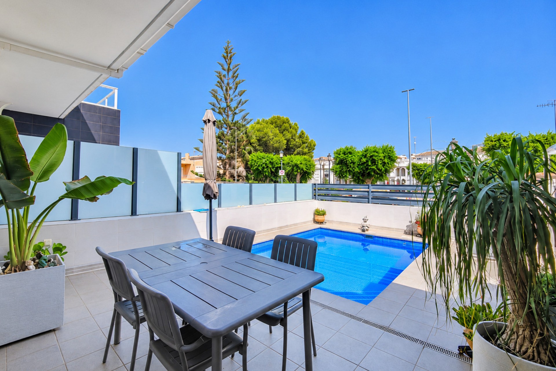 Brukt - Villa -
Formentera del Segura - Costa Blanca
