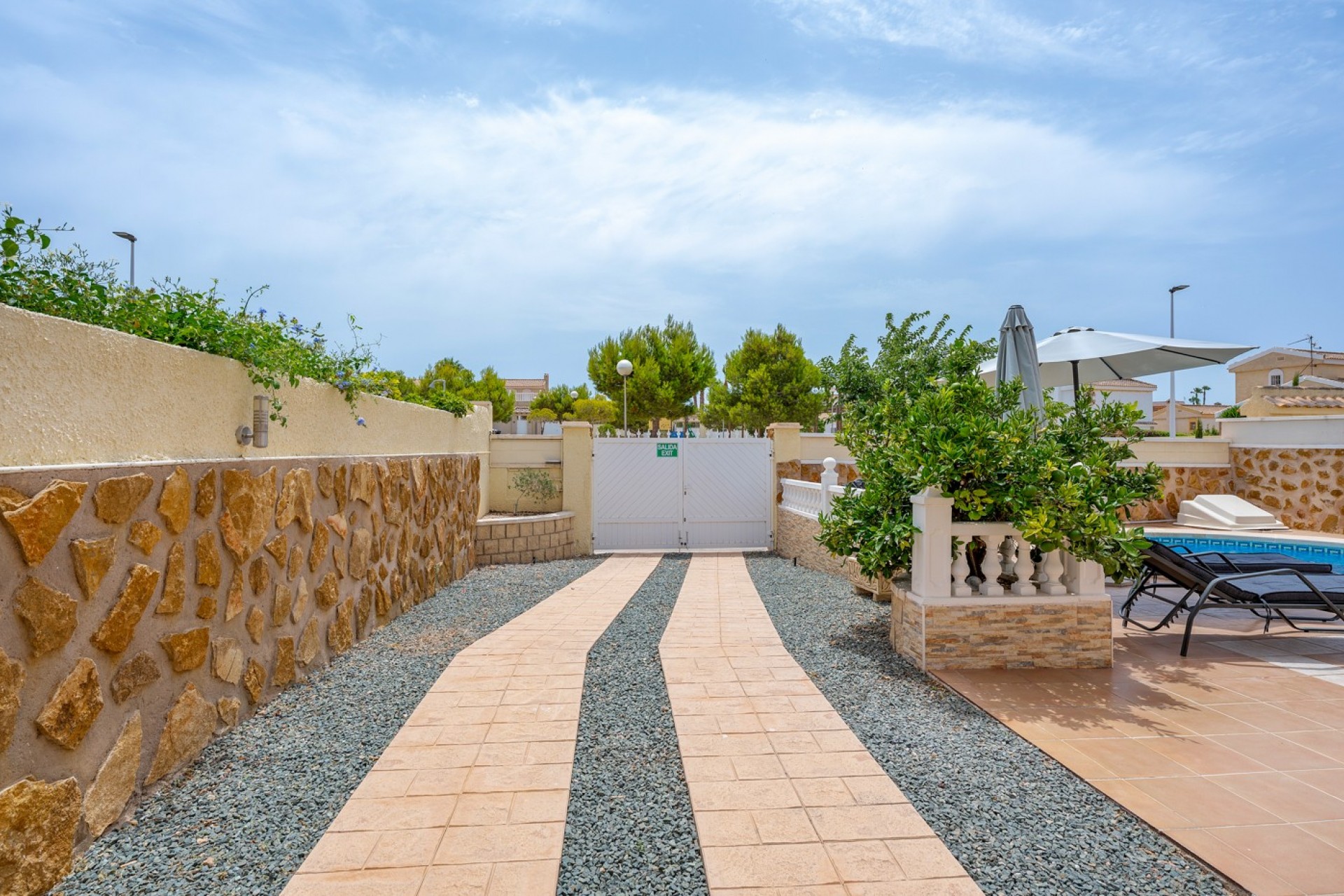 Brukt - Villa -
Gran Alacant - Costa Blanca