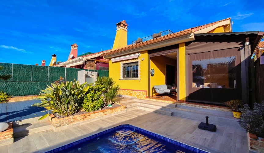 Brukt - Villa -
Guardamar del Segura - Costa Blanca