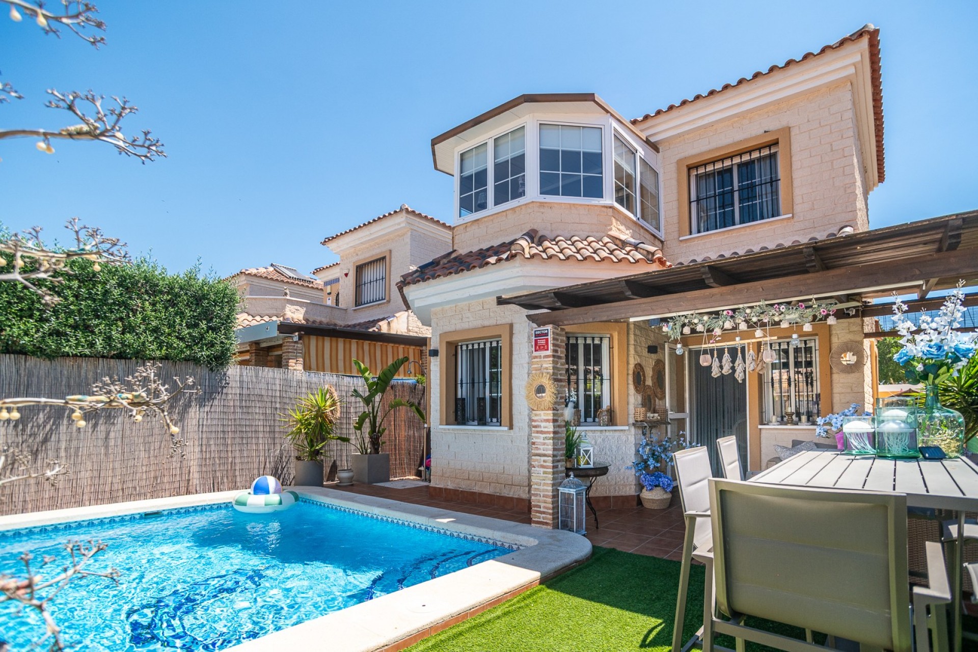 Brukt - Villa -
Guardamar del Segura - Costa Blanca