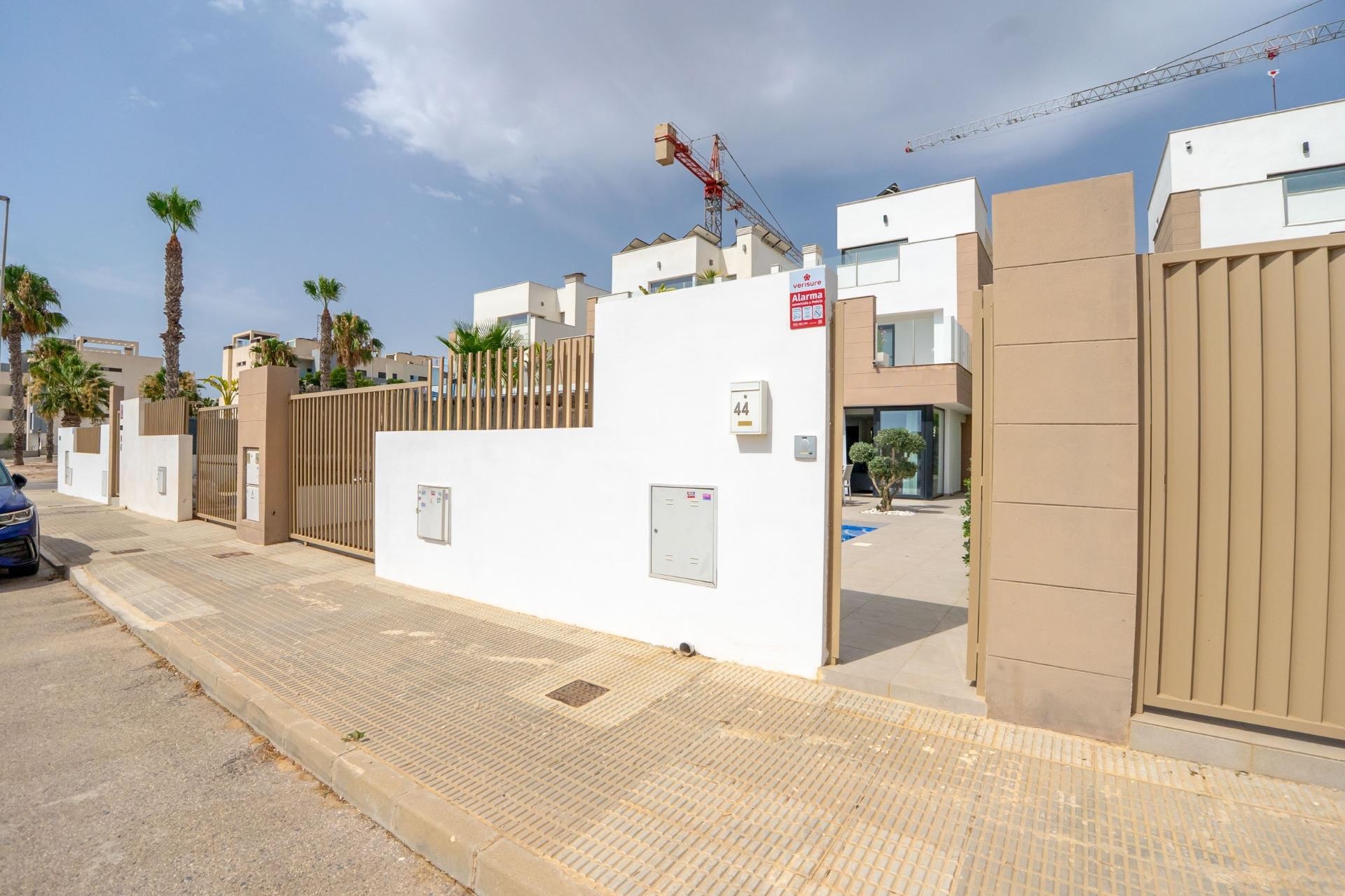 Brukt - Villa -
Guardamar del Segura - El Raso