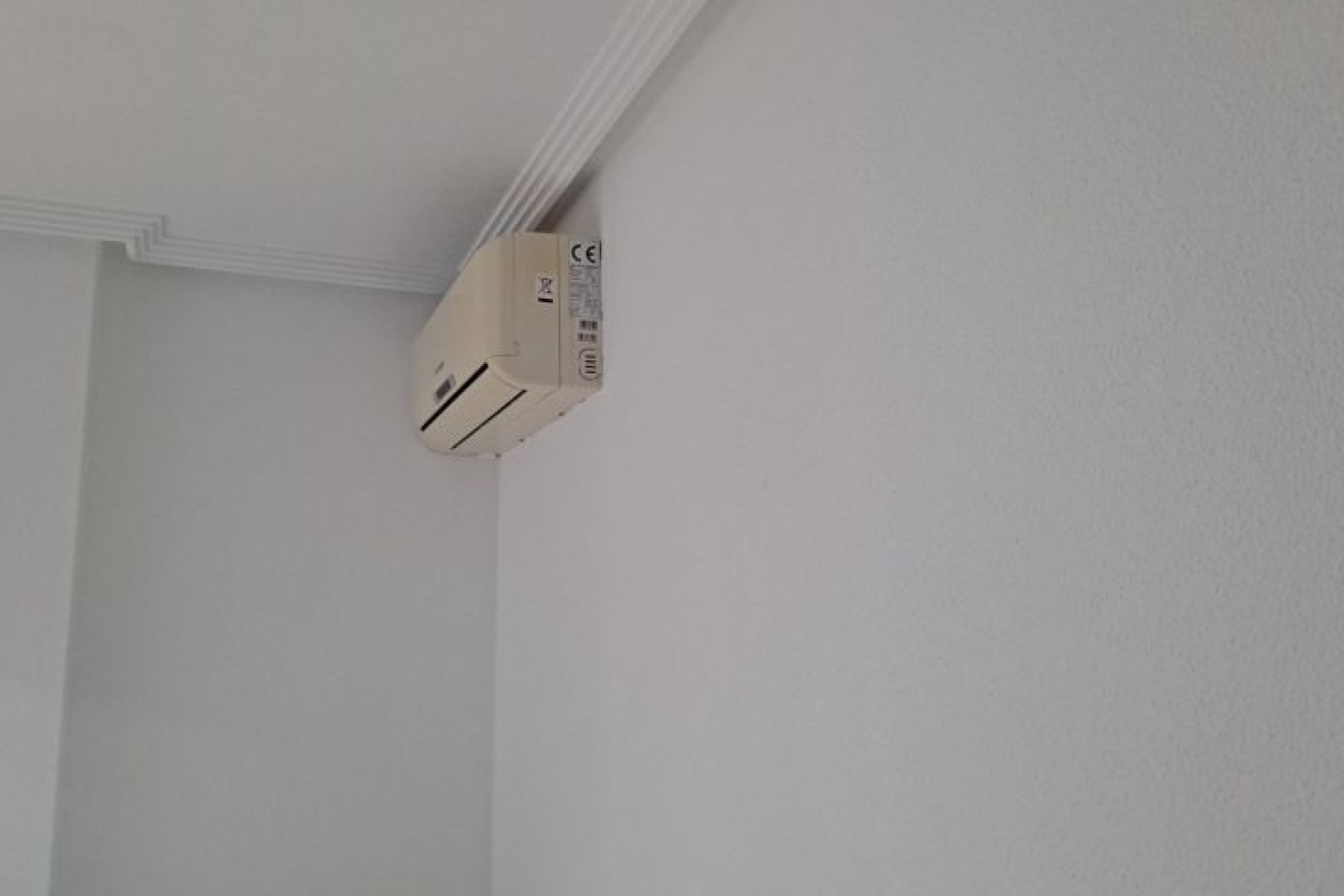 Brukt - Villa -
Hondón de las Nieves - Inland