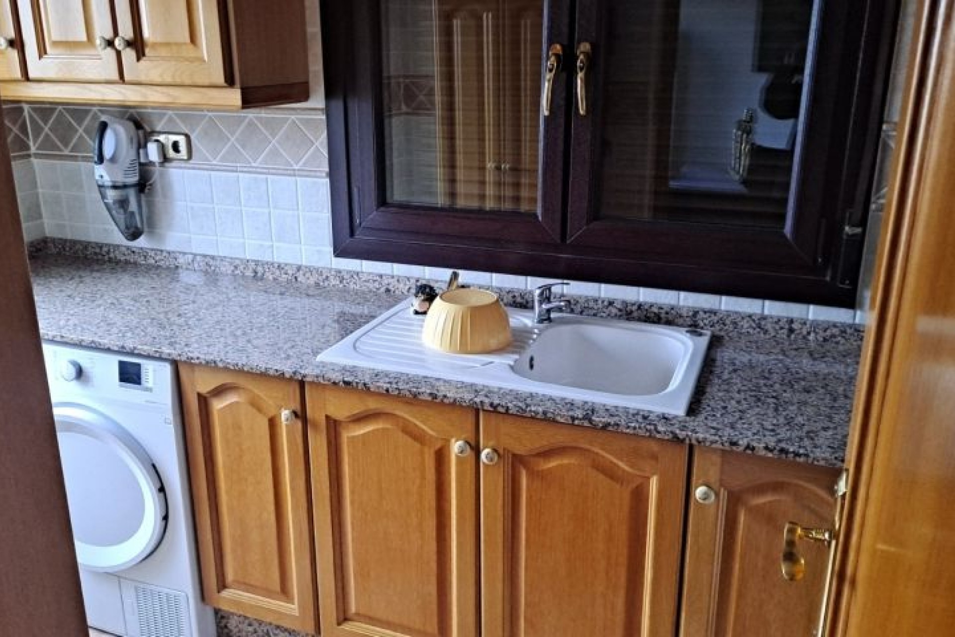 Brukt - Villa -
Hondón de las Nieves - Inland