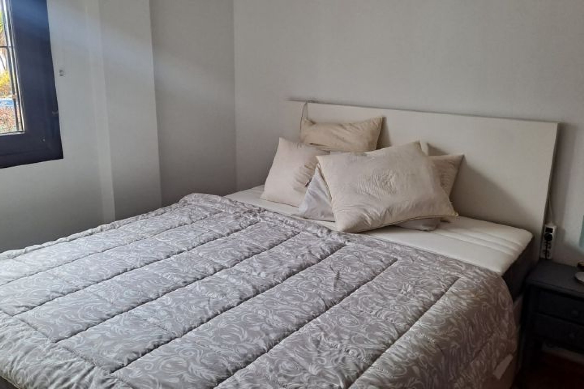 Brukt - Villa -
Hondón de las Nieves - Inland