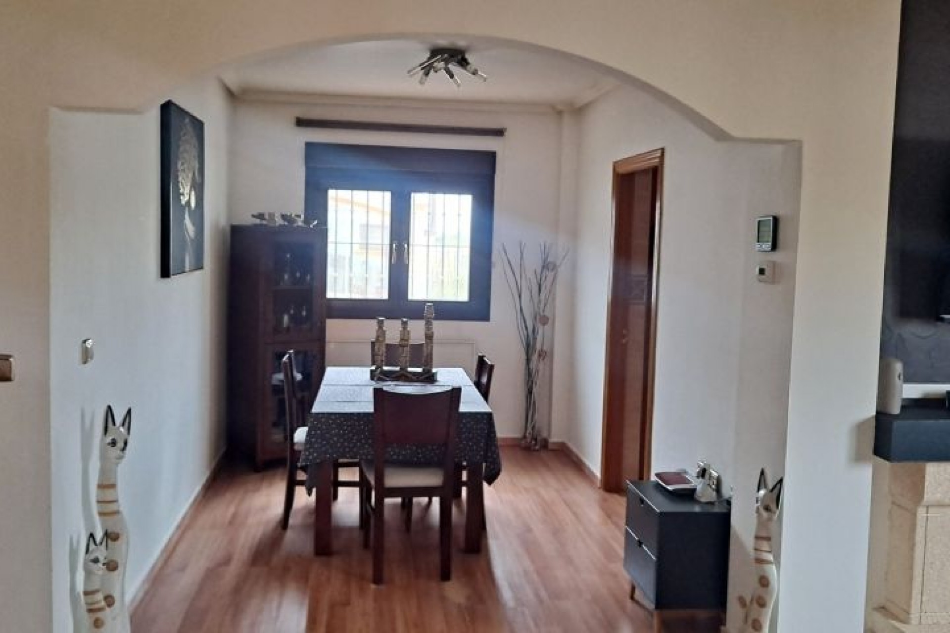 Brukt - Villa -
Hondón de las Nieves - Inland