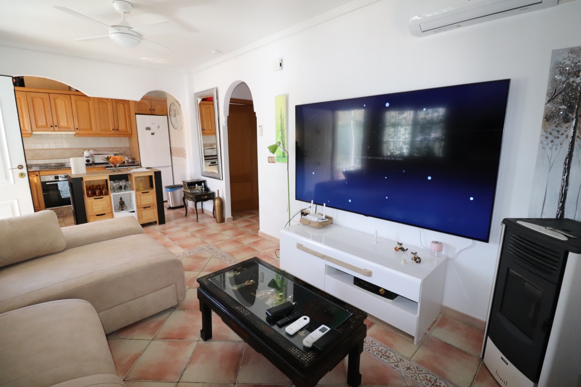 Brukt - Villa -
Hondón de las Nieves - Inland