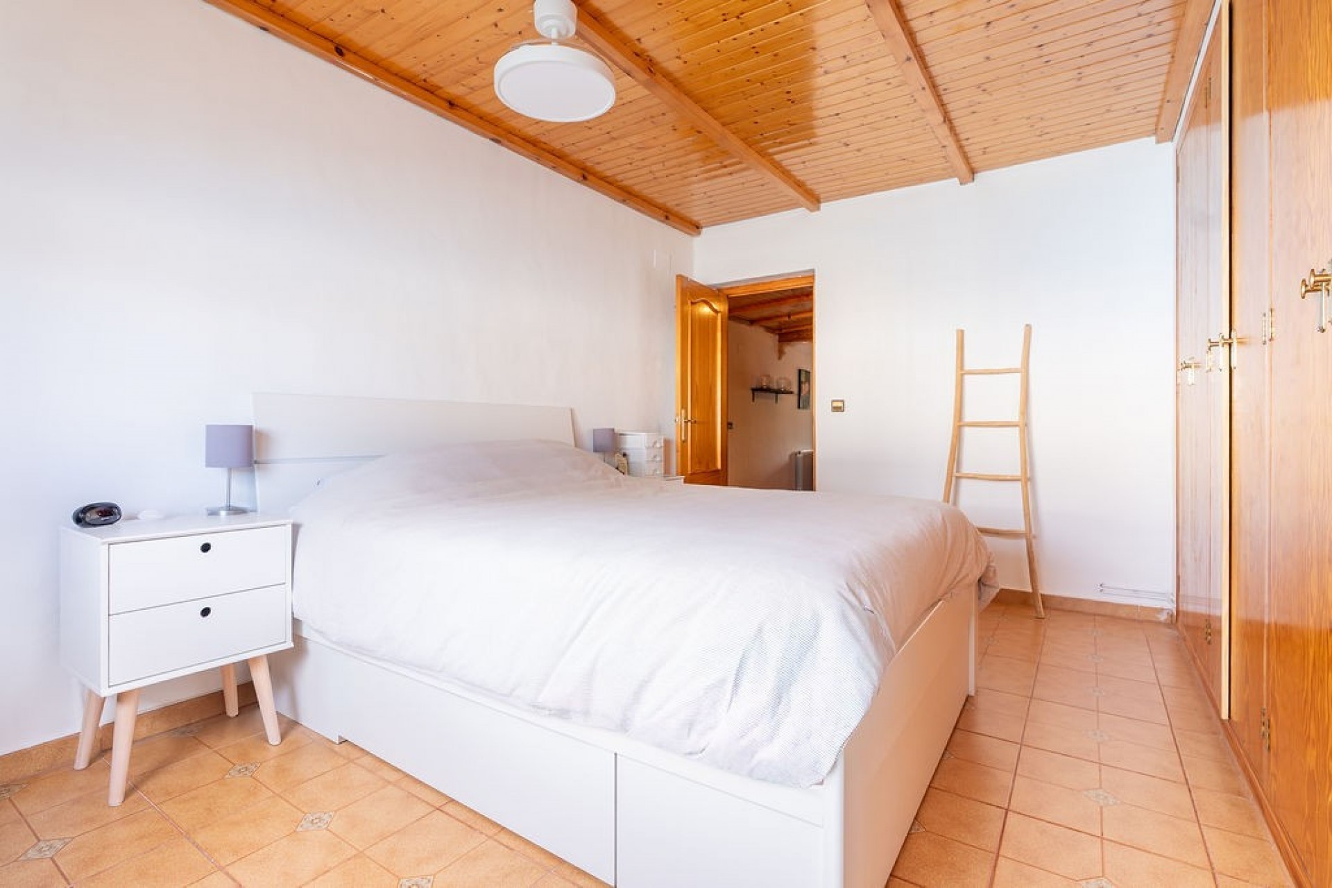 Brukt - Villa -
Hondón de las Nieves - Inland