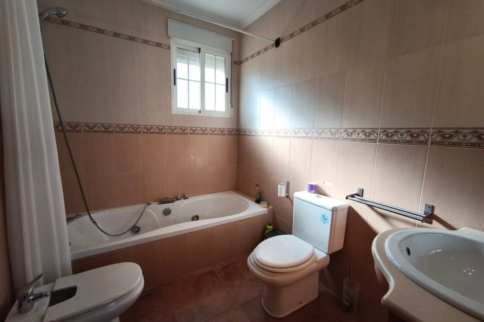 Brukt - Villa -
Hondón de los Fráiles - Inland