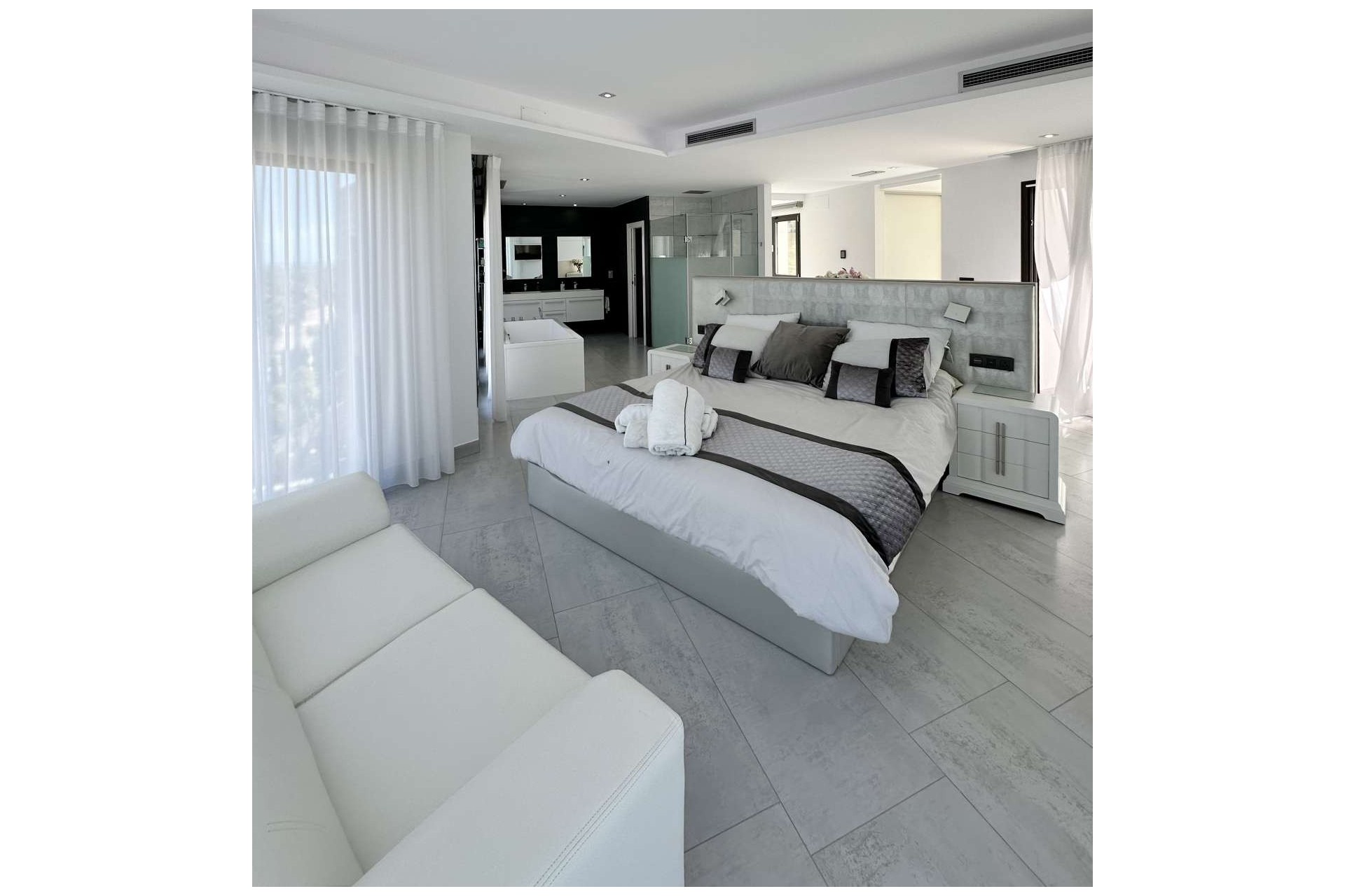 Brukt - Villa -
Jávea - Costa Blanca