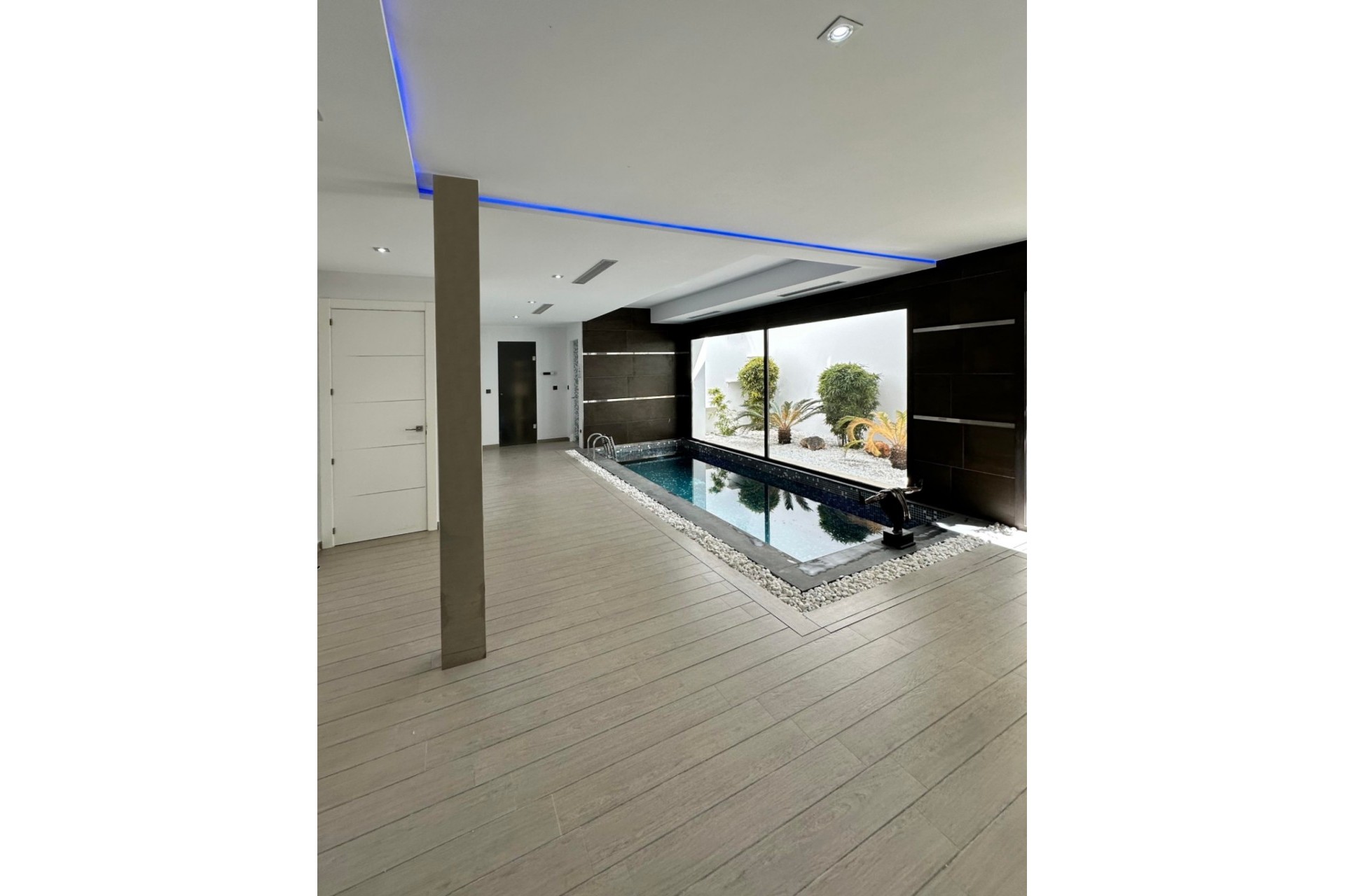 Brukt - Villa -
Jávea - Costa Blanca