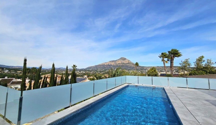 Brukt - Villa -
Jávea - Costa Blanca