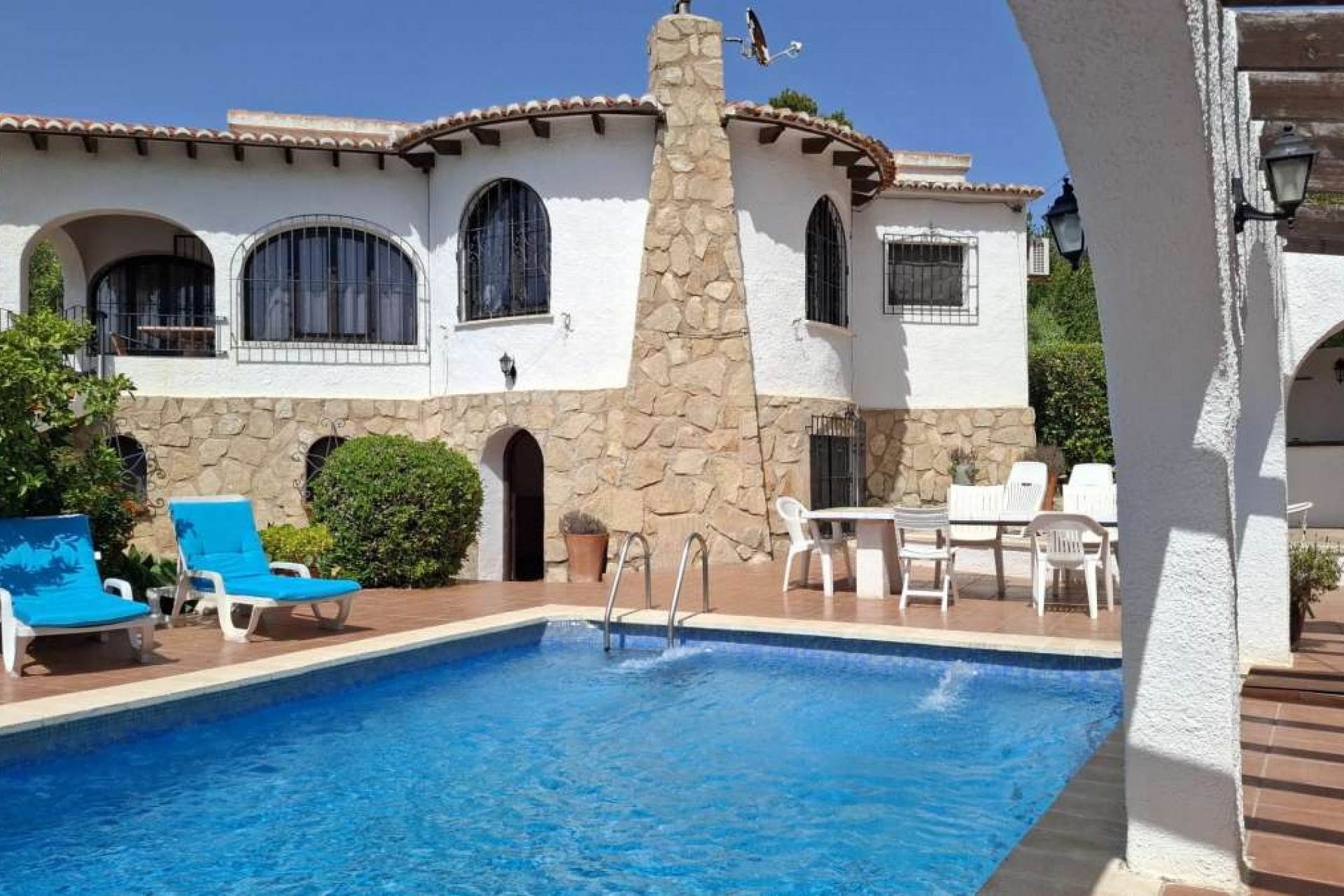 Brukt - Villa -
Jávea - Costa Blanca