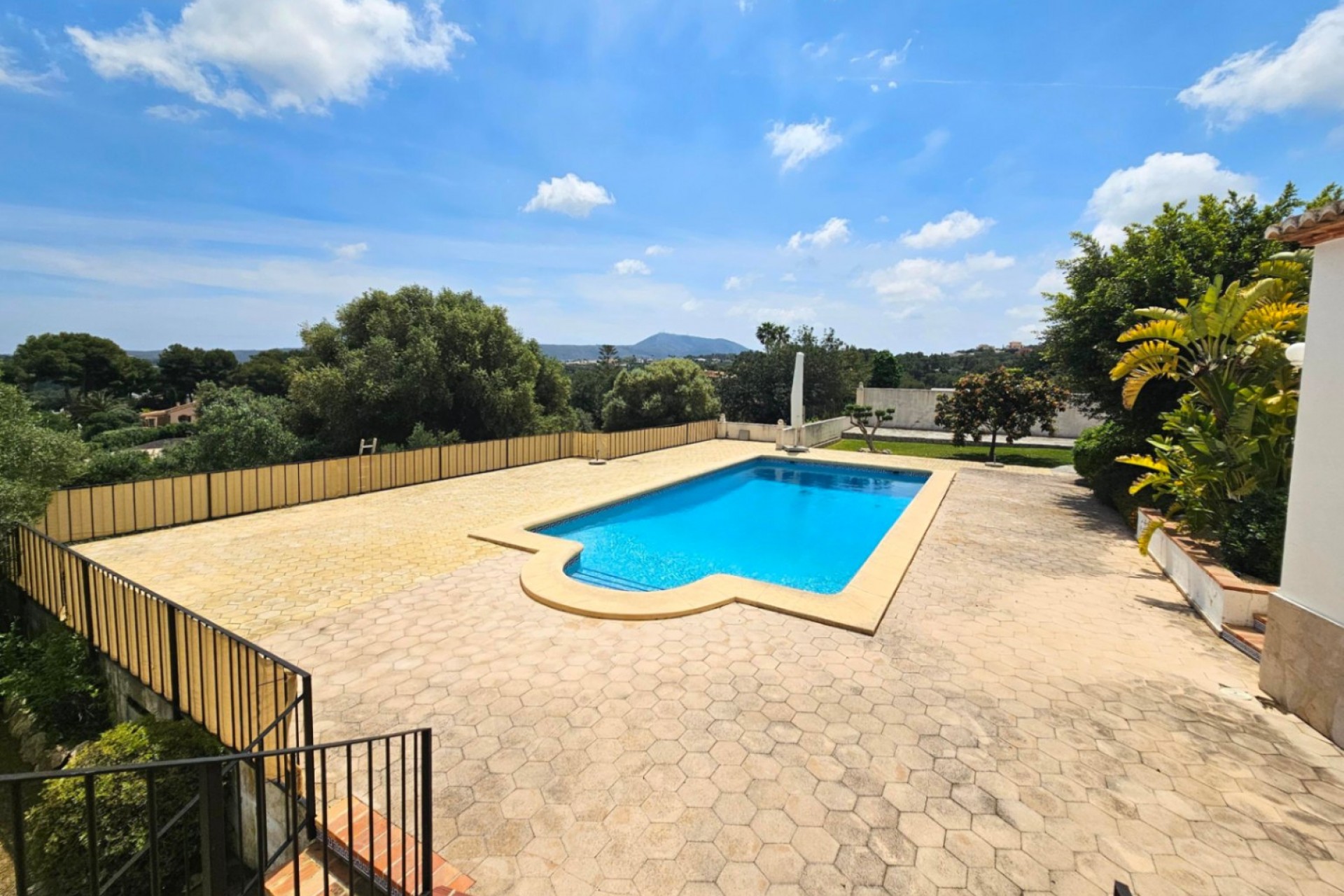Brukt - Villa -
Jávea - Costa Blanca